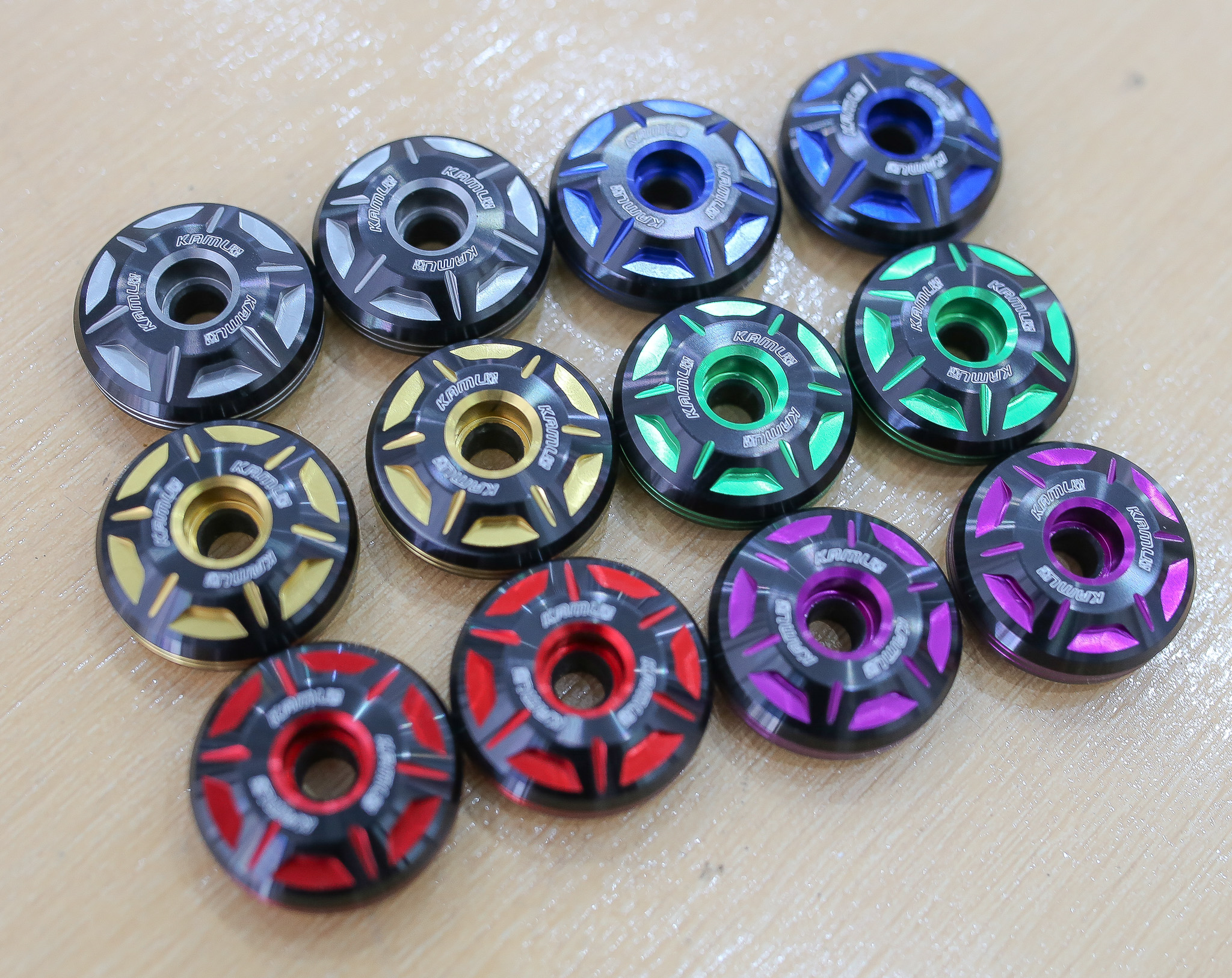 ปลายแฮนด์ KAMUI 2-Tone ใส่ได้ทุกรุ่น ราคา650