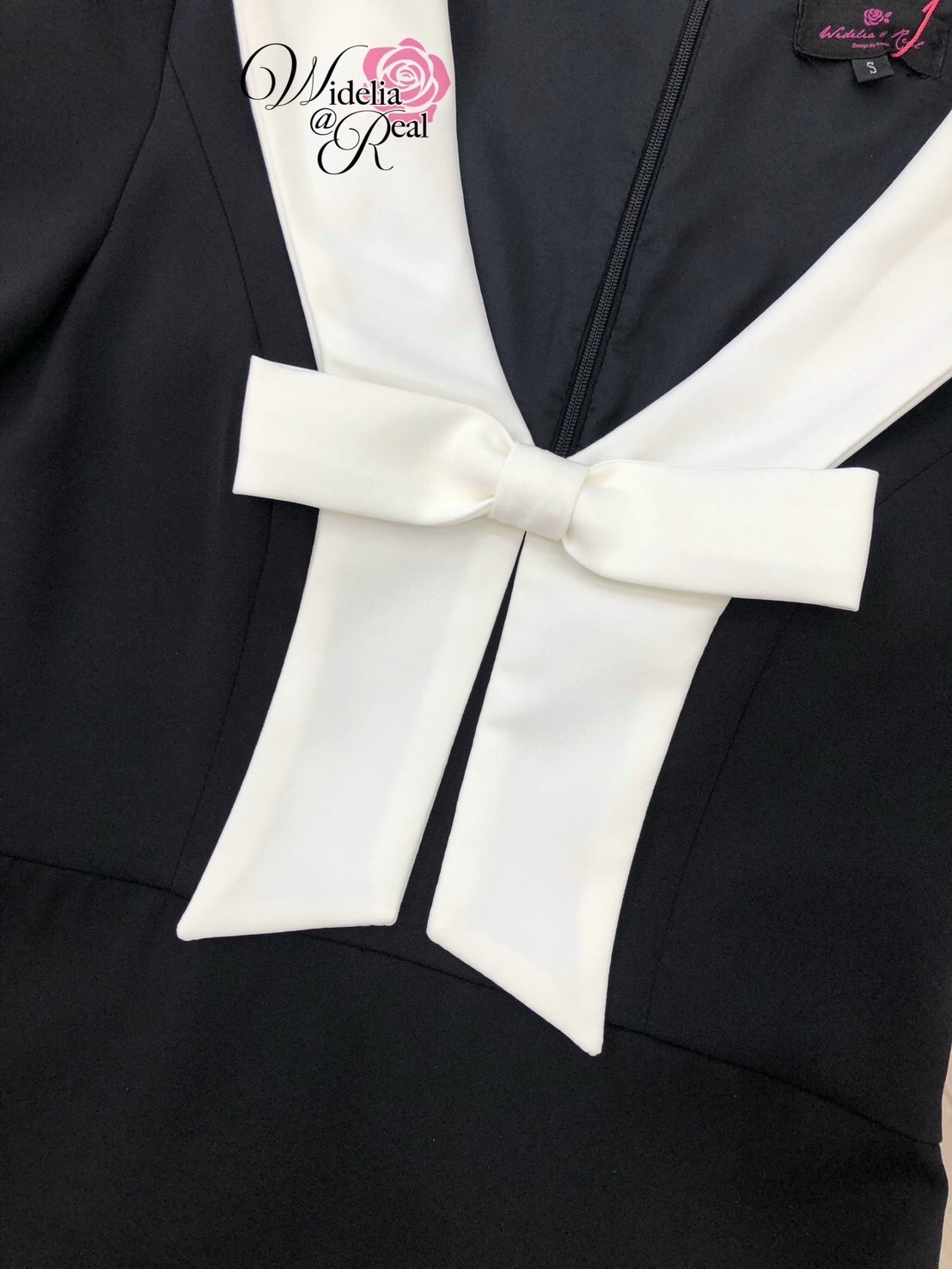 Korea Dress เดรสตัวยาว ทรงสอบ แขนสั้น อกโบว์ขาว