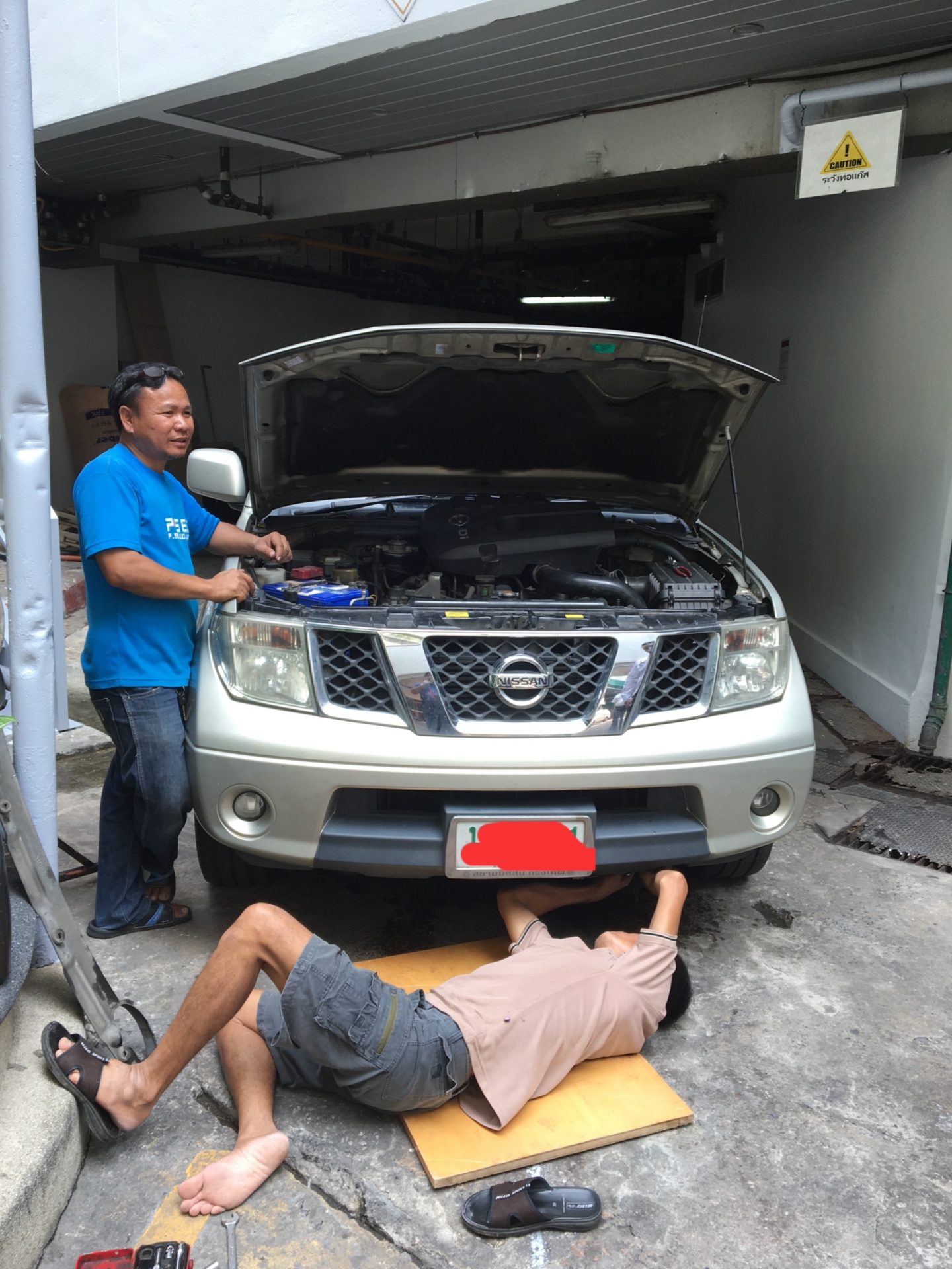 งานติดตั้งหม้อน้ำรถยนต์นอกสถานที่