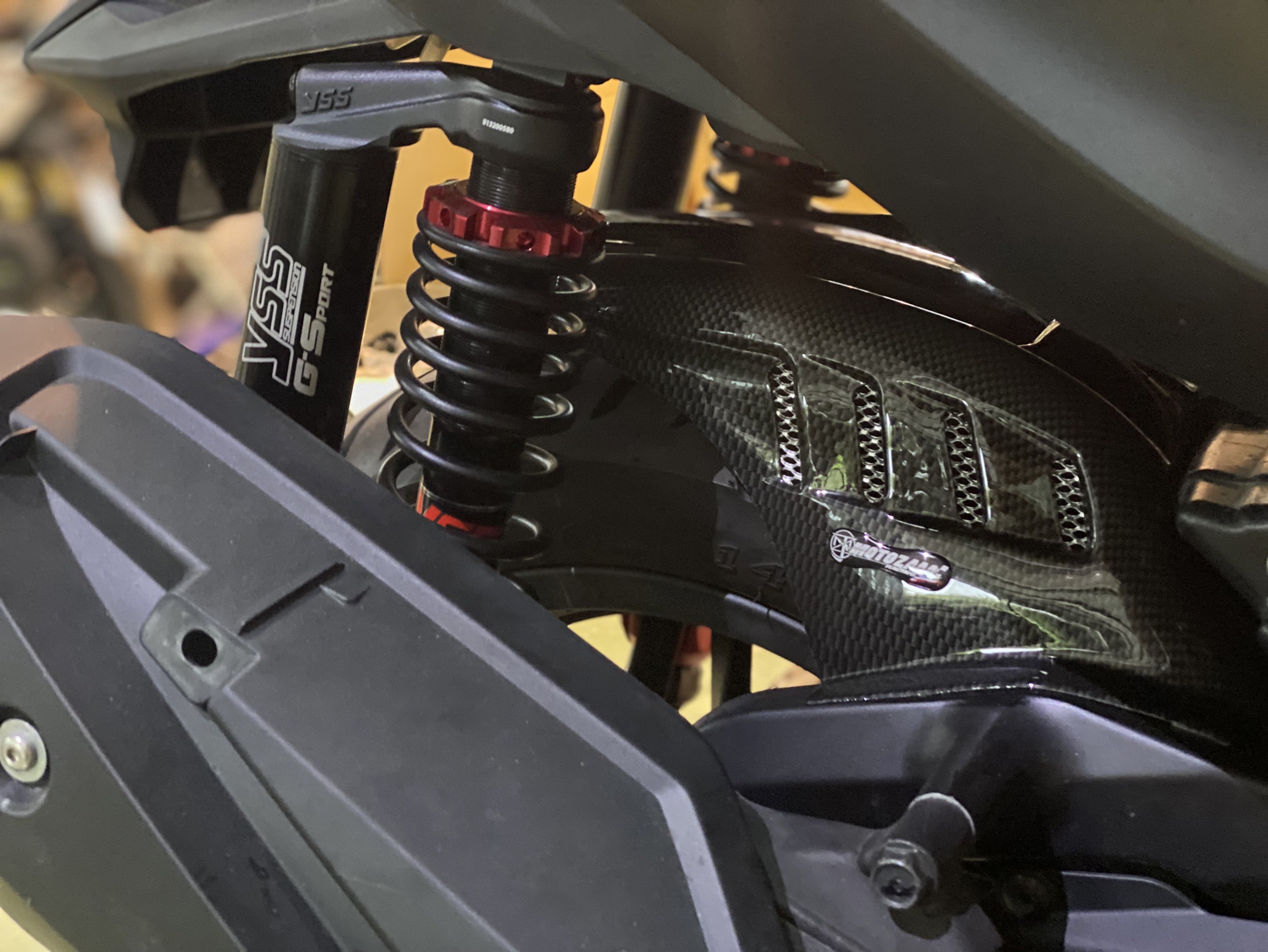 กันดีดบังโคลนในสีดำด้าน MOTOZAAA FORZA 350 ราคา990