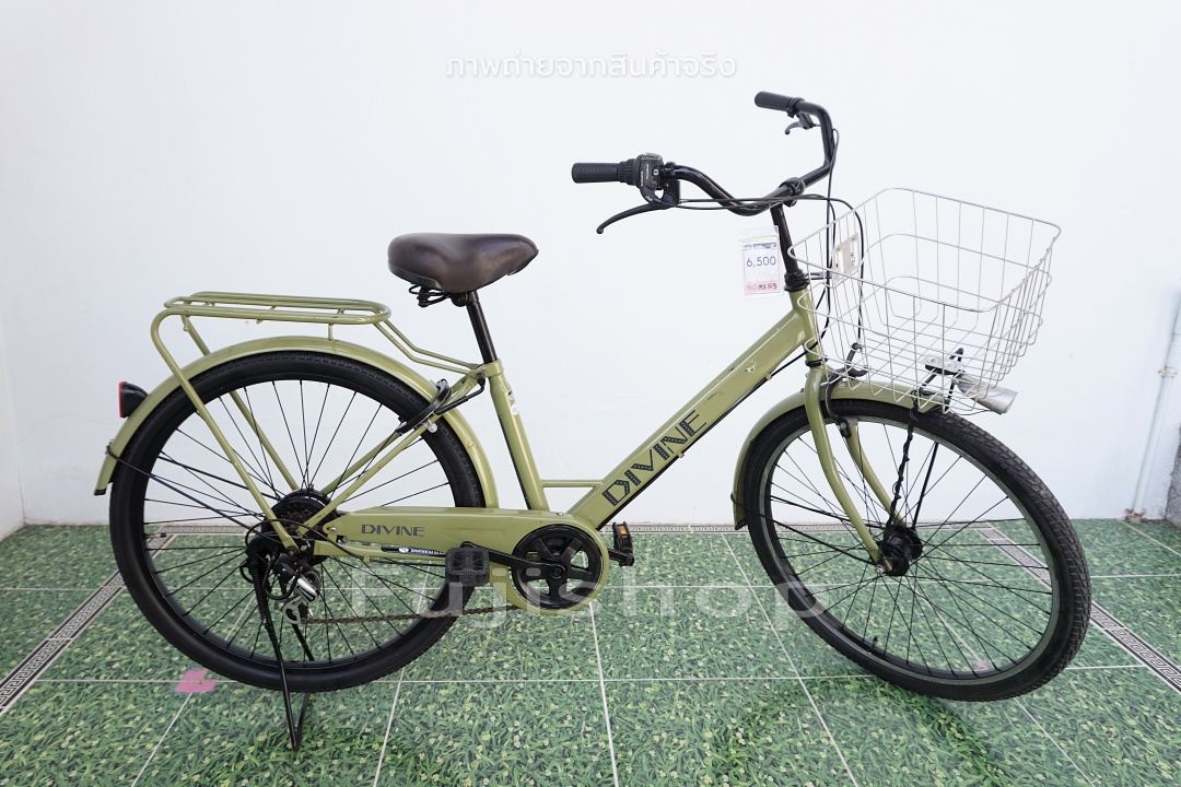 จักรยานแม่บ้านล้อโต ญี่ปุ่น - ล้อ 26x1.95 - เกียร์ 6 สปีด - ไฟหน้าอัตโนมัติ - Divine - สีเขียว [จักรยานมือสอง]