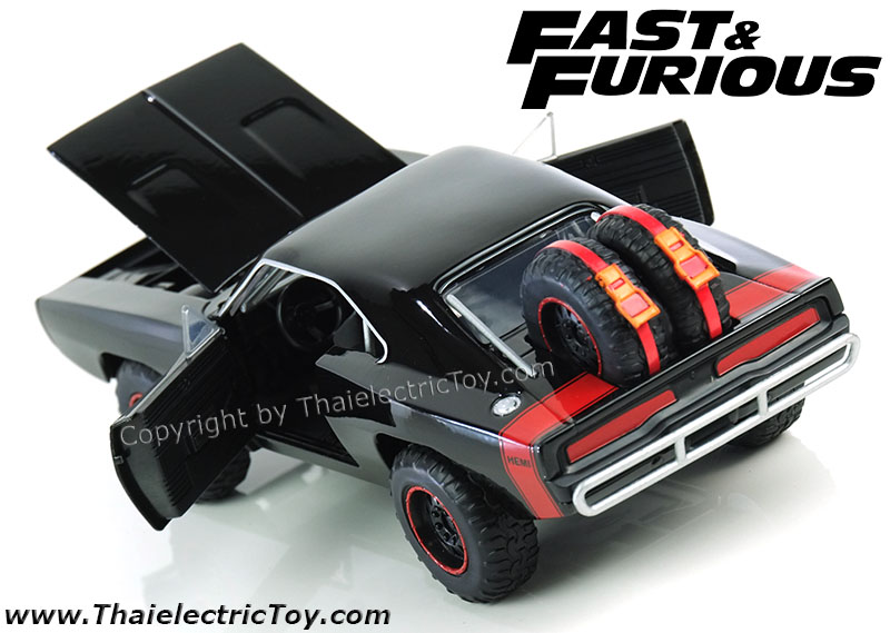 โมเดลจากเรื่อง Fast & Furious 7 รถ Dodge Charger R/T ปี 70 ของดอม โดมินิค ทอเร็ตโต้ ขนาด 1/24 ของแท้จาก Universal