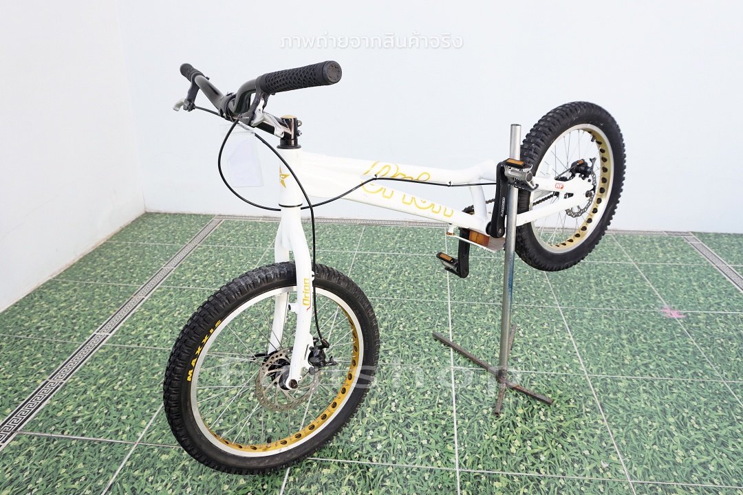 จักรยานไทรอัลญี่ปุ่น - ล้อ 20x2.5 - ไม่มีเกียร์ - อลูมิเนียม - ดิสก์เบรค - ไร้เบาะ - Cross Field Orion - สีขาว [จักรยานมือสอง]