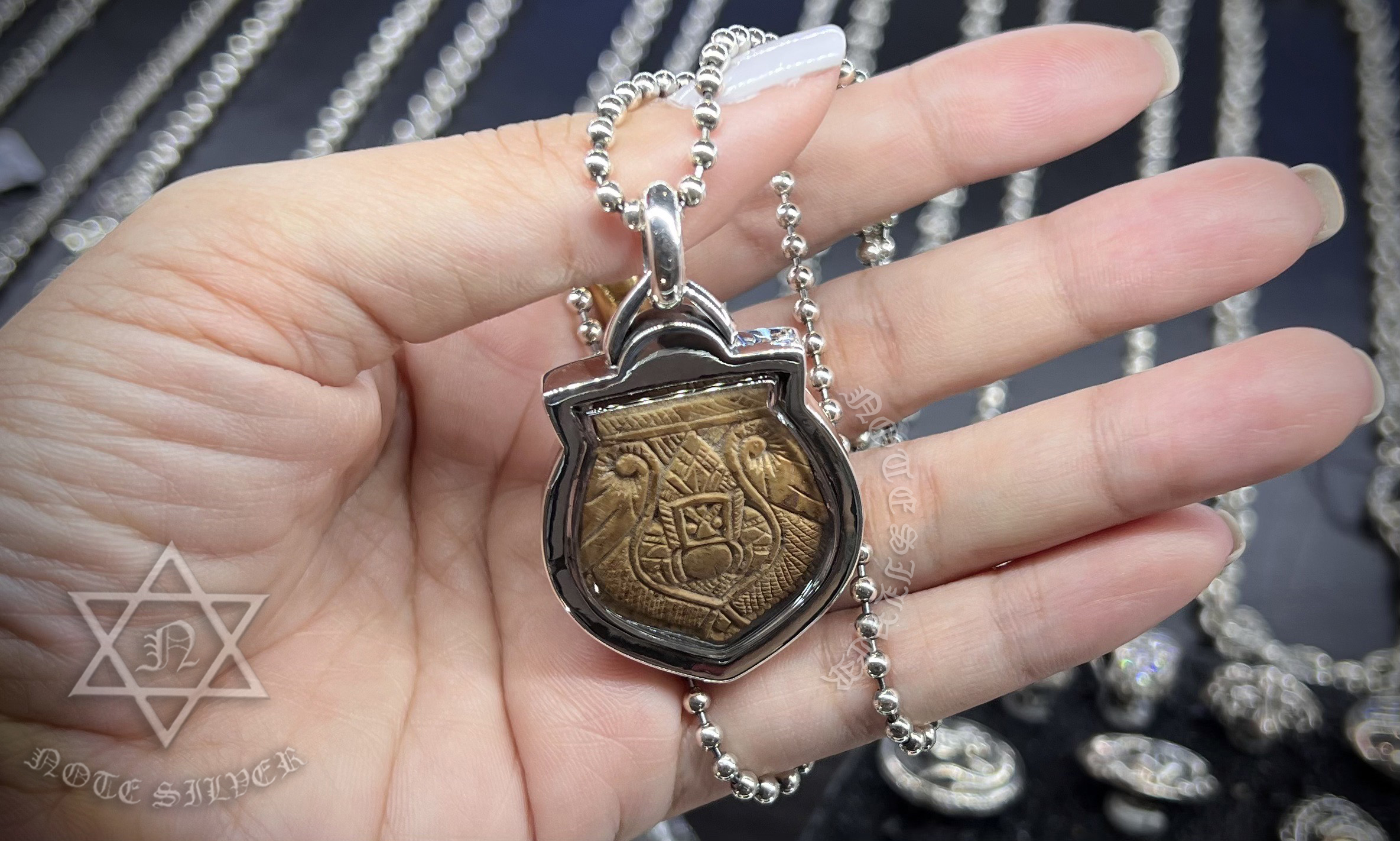 เลี่ยมกันน้ำ กรอบเงินแท้แบบเรียบ สันขอบเหลี่ยม Sterling Silver 925 NSSV3012