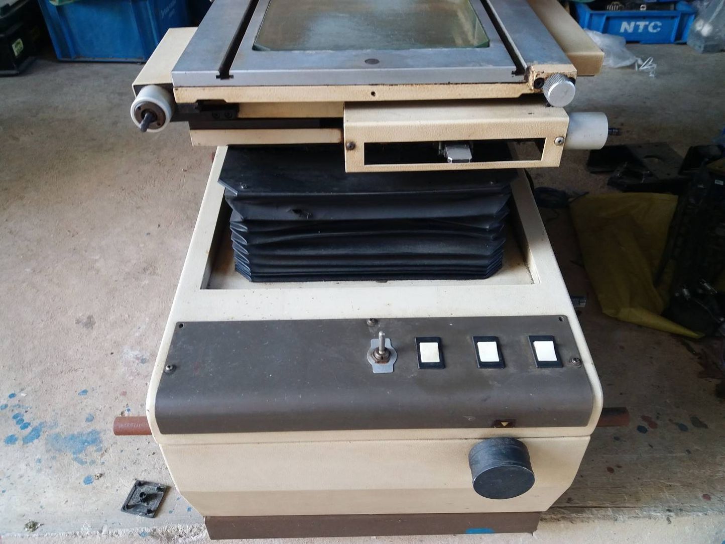 โปรไฟล์โปรเจคเตอร์ Mitutoyo รุ่น PJ311