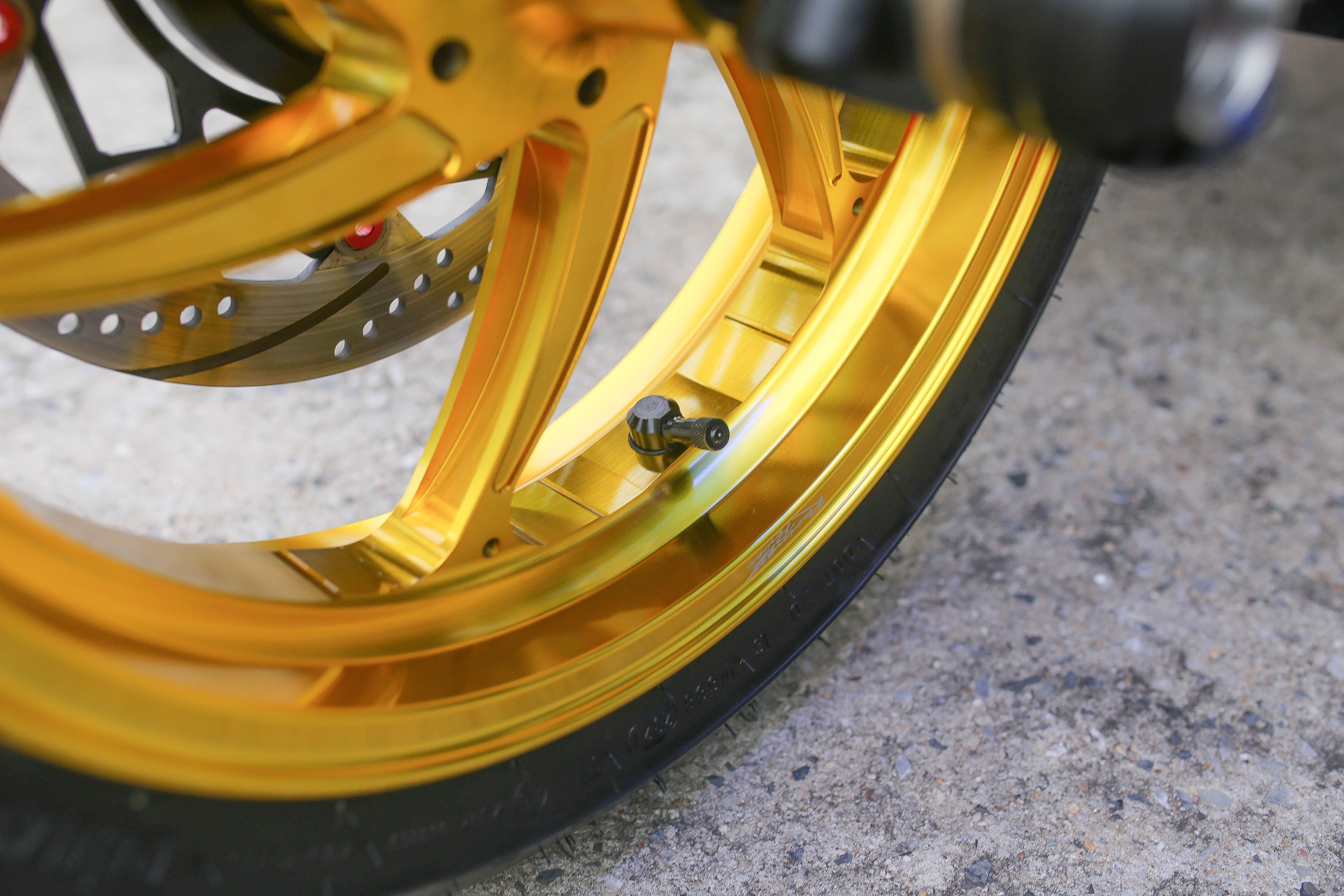 ล้อแม็กXmax Racingpower น้ำหนักเบา แข็งแรง มีประกันสินค้า มีสีทอง แดง น้ำเงิน ดำ ม่วง เขียว