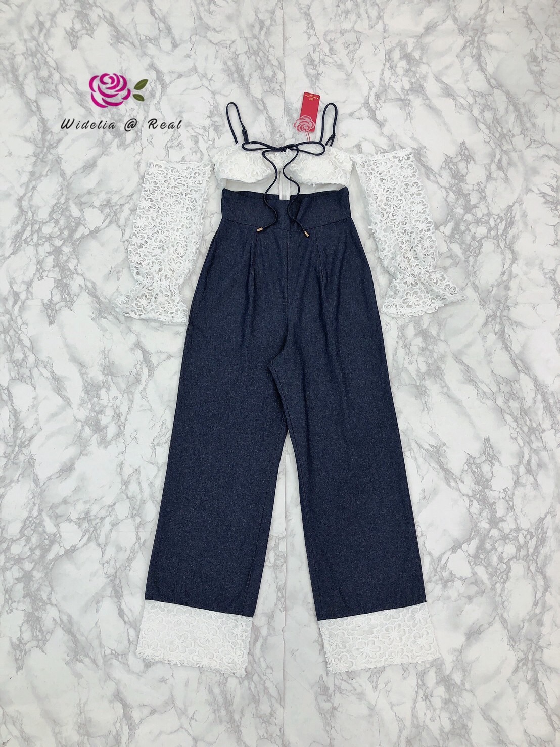 Korea Jumpsuit จั้มสูทขายาวแสนสวย ผ้ายีนส์เย็บสลับกับผ้าลูกไม้