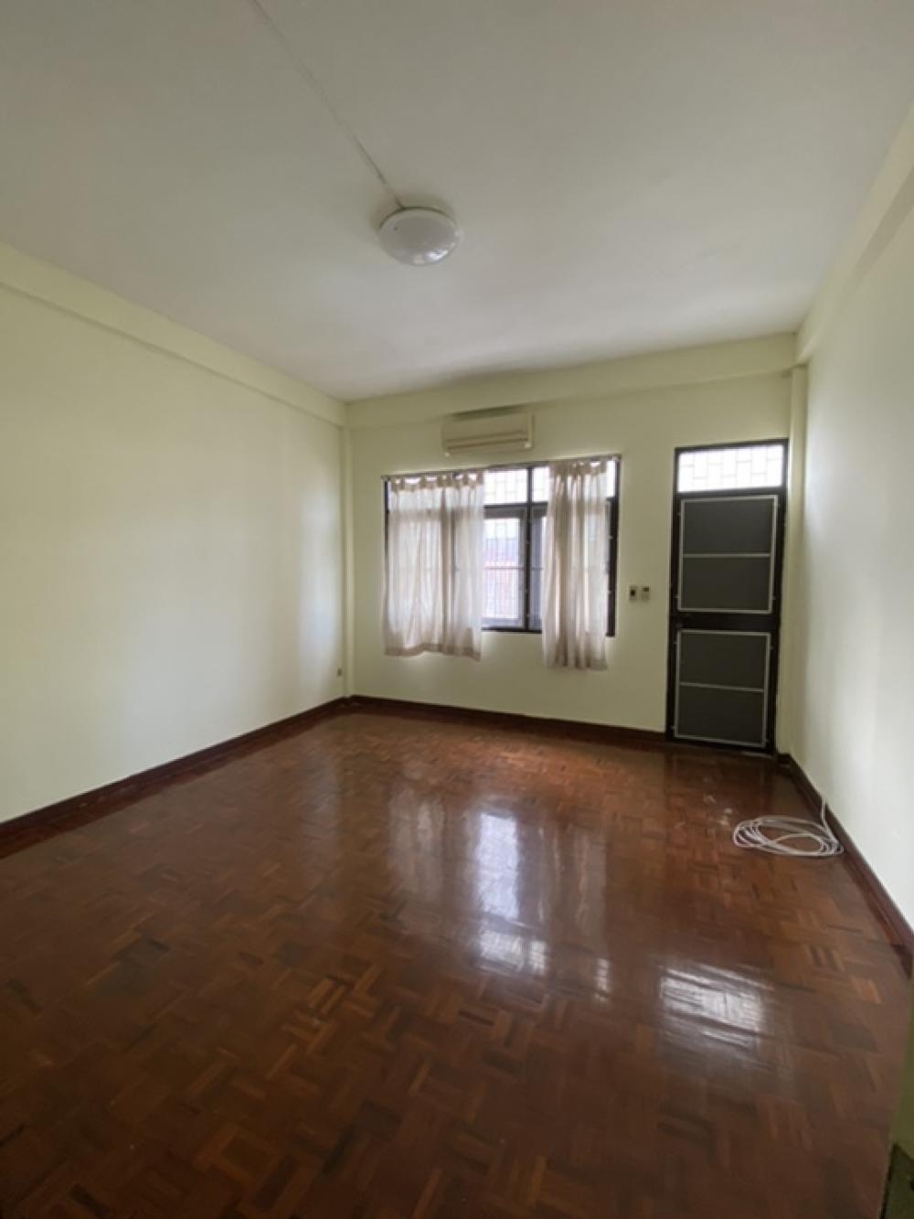 อาคารพาณิชย์ ประชาชื่น 27