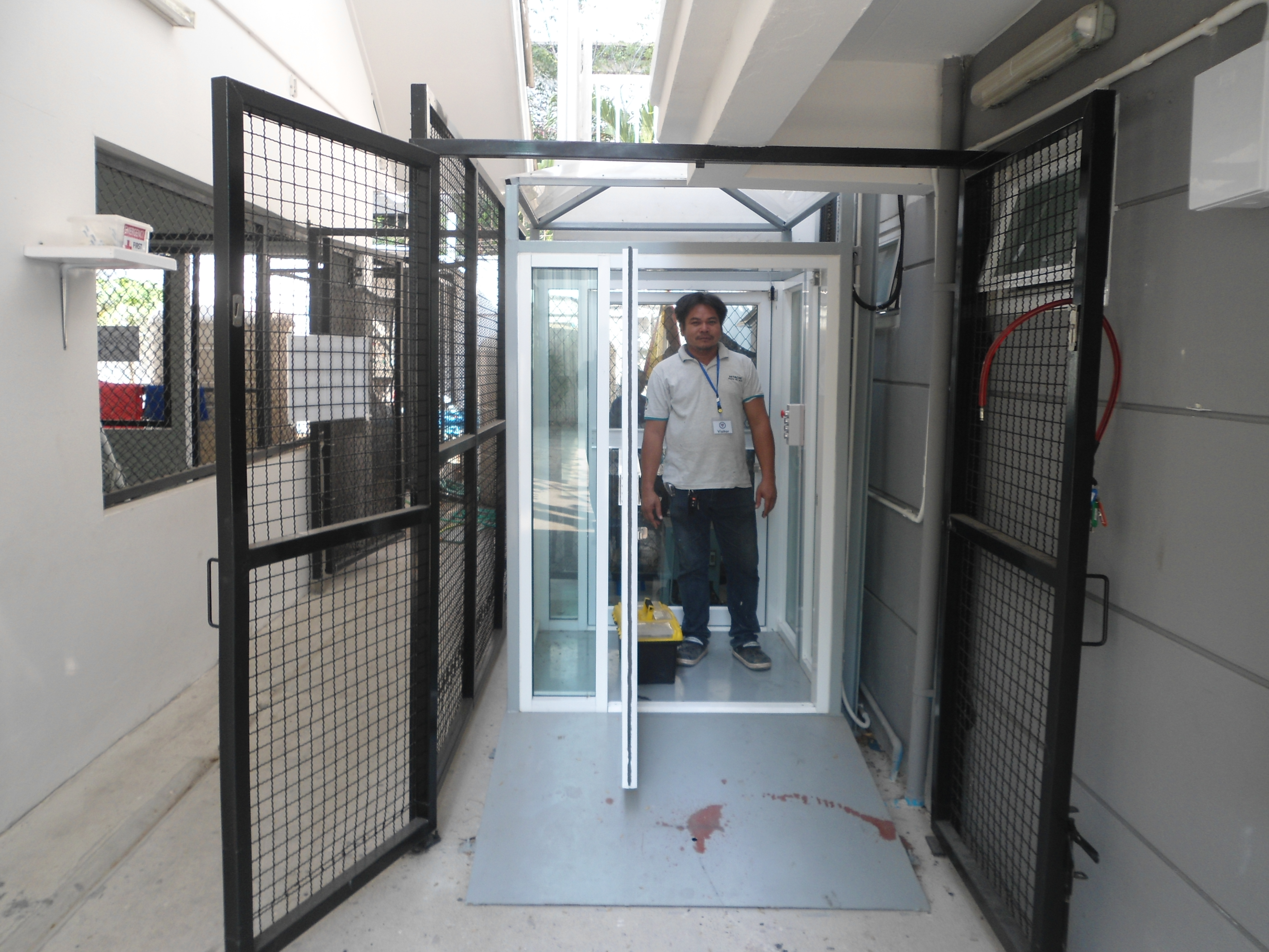 ลิฟท์โดยสาร ( ลิฟท์โรงพยาบาล ) ลิฟท์โดยสารในโรงพยาบาล