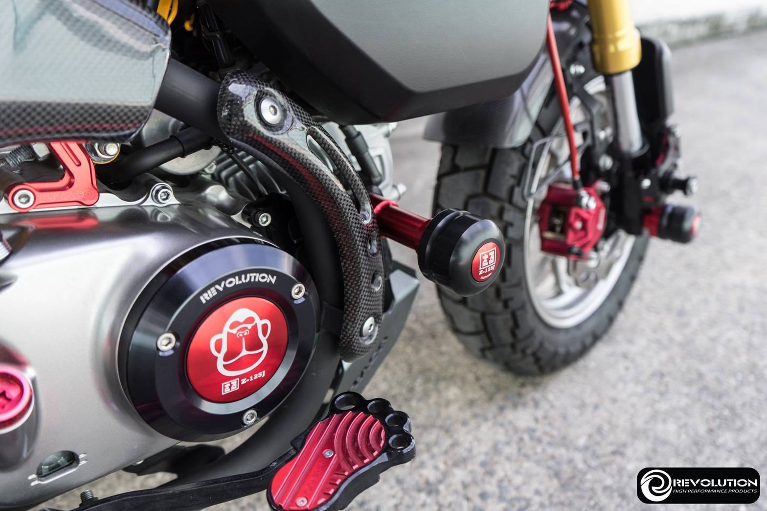 ฝาครอบเครื่องด้านขวา (รุ่น4เกียร์) REVOLUTION MONKEY 125 4speed