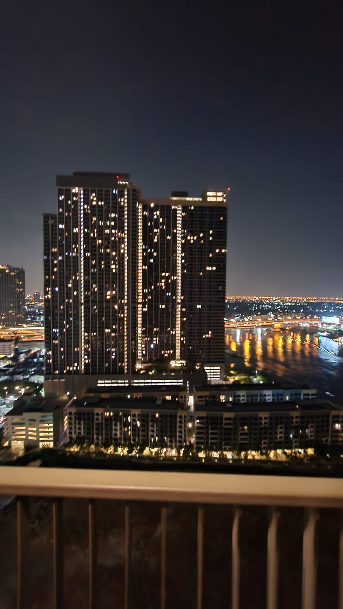 โพลิแทน อควา คอนโด - THE POLITAN AQUA CONDO (VIP)