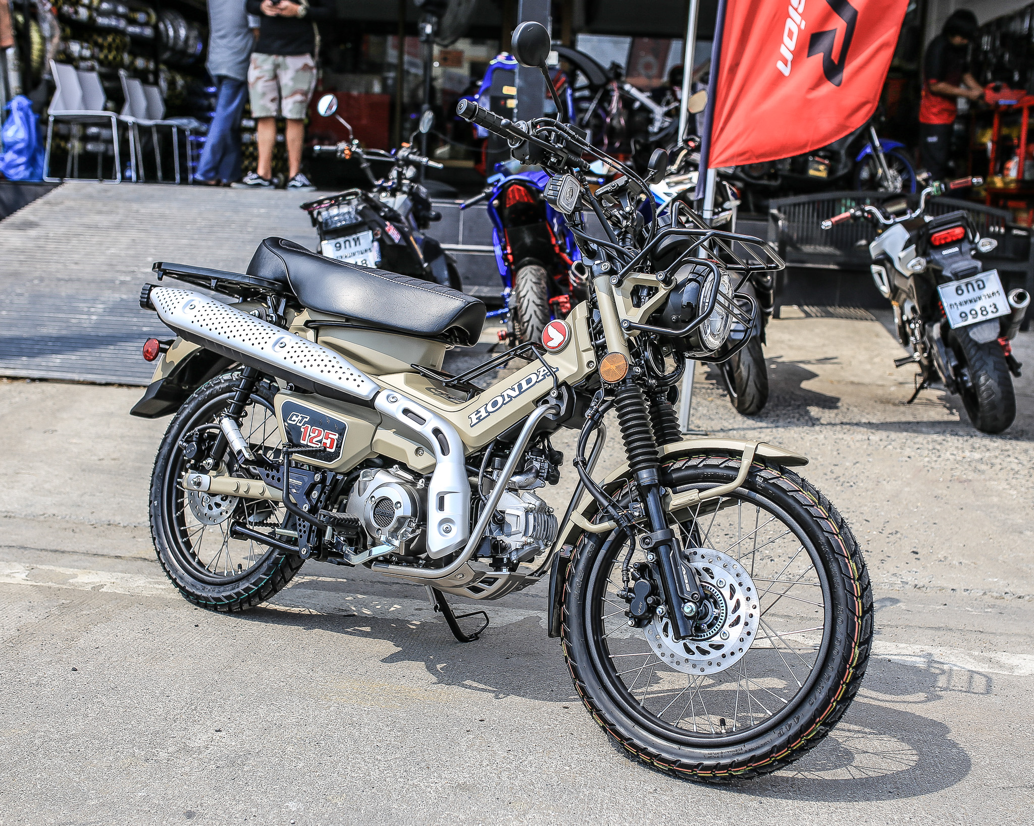 เบาะยาว MOTOZAAA CT125 มี4สี ราคา3850