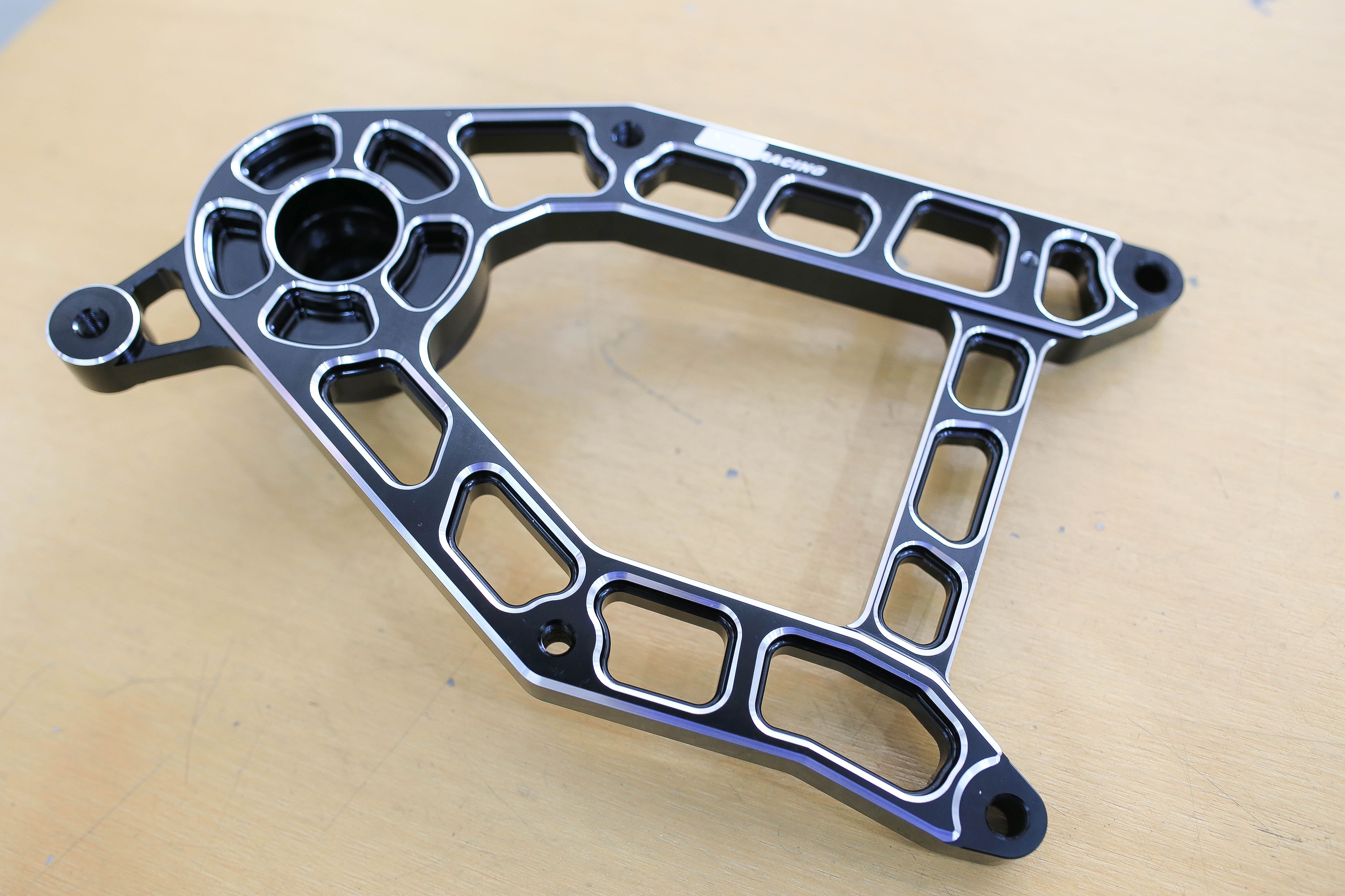 สวิงอาร์ม Giorno125 สีดำทูโทน ชุดละ4400