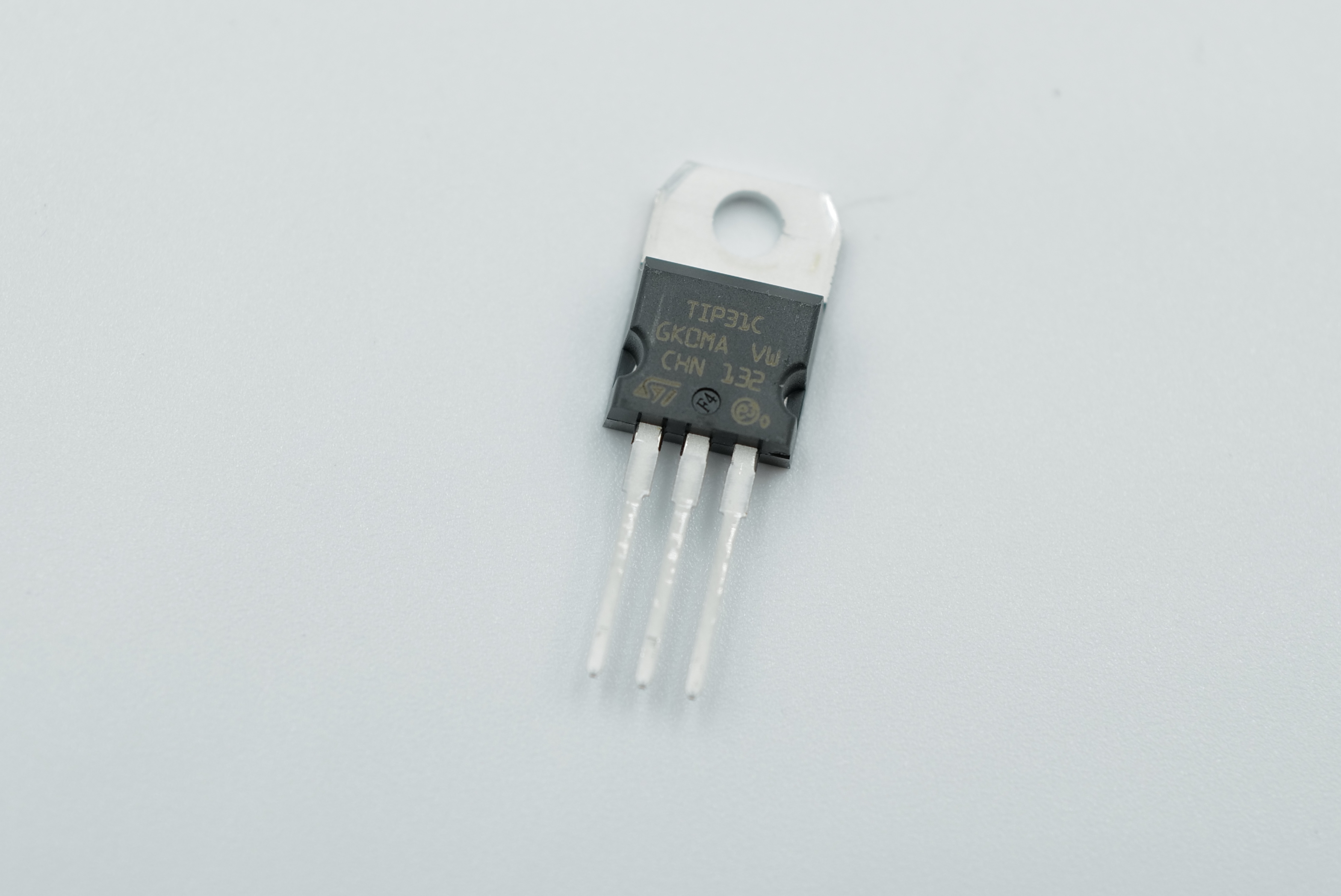 TIP31C
