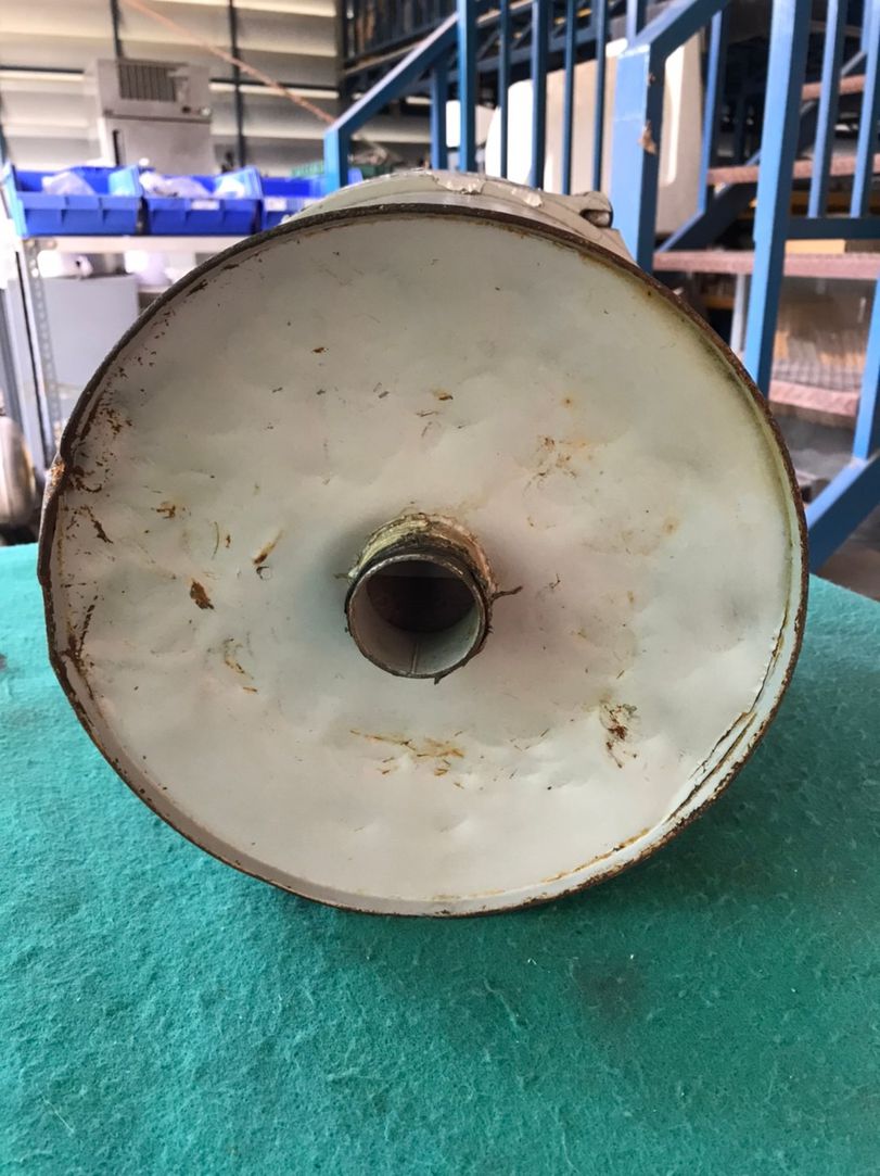 ถังดักฝุ่น เส้นผ่าศูนย์กลาง 20 ซม. สูง 30 ซม.