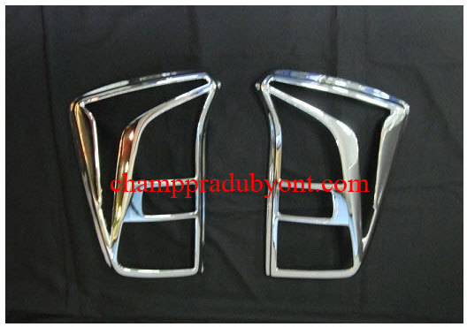 ครอบไฟท้ายโครเมี่ยม TOYOTA PRIUS 11-16