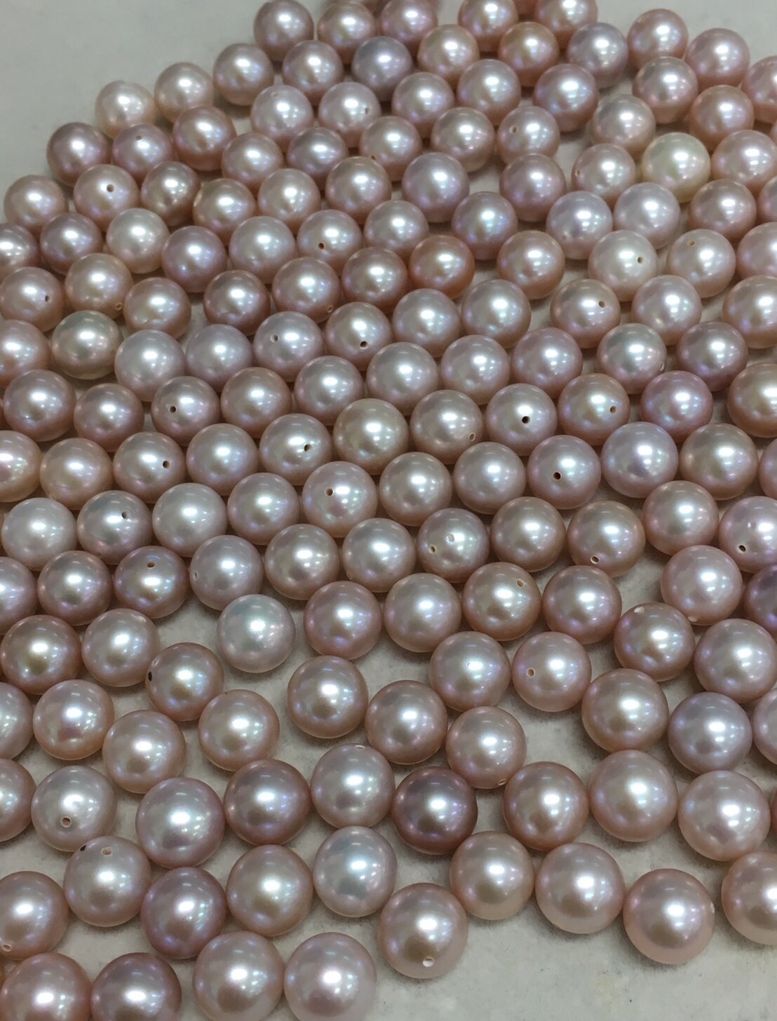 ไข่มุกน้ำจืด ขนาด 9-10มิล กลม สีม่วง เม็ดละ 1000