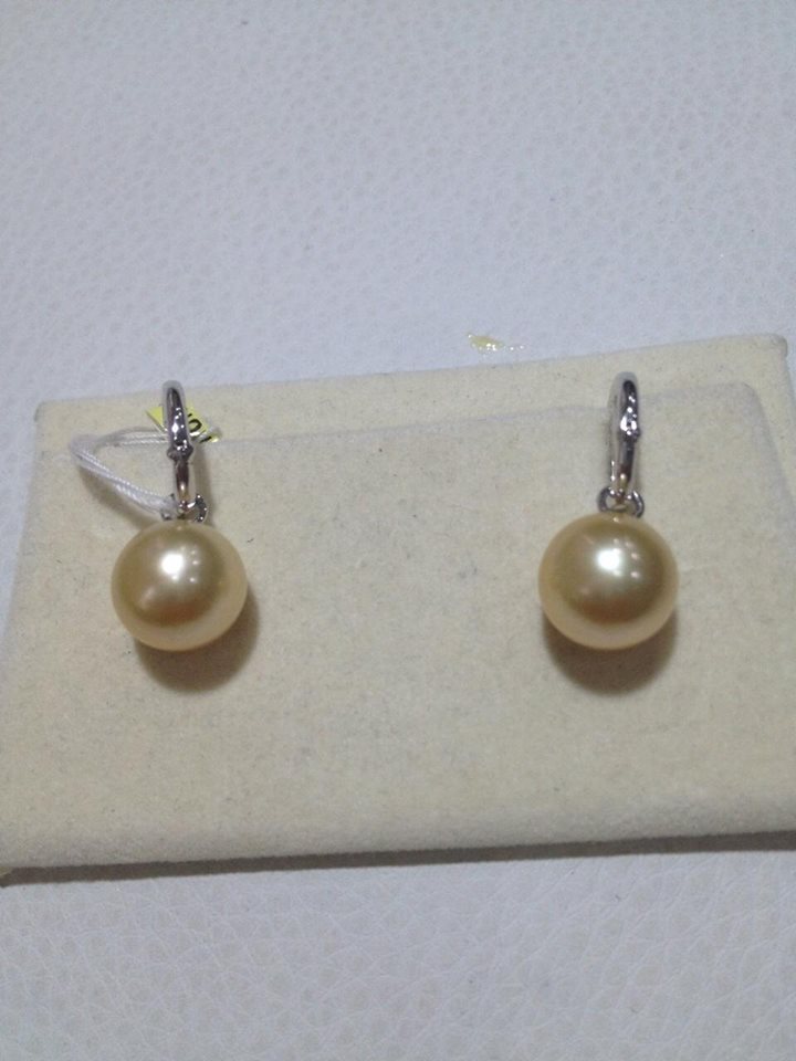 ต่างหูไข่มุก south sea 9-10 มิล สีทอง ตัวเรือน 18k เพชรแท้ น้ำ 97 เกรด AAA