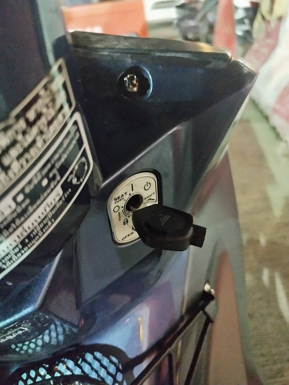 ช่างทำดอกมอเตอร์ไซค์ ดอกหาย ดอกหักคา ซ่อมเบ้ากุญแจ ช่างบริการภายใน 30 นาที