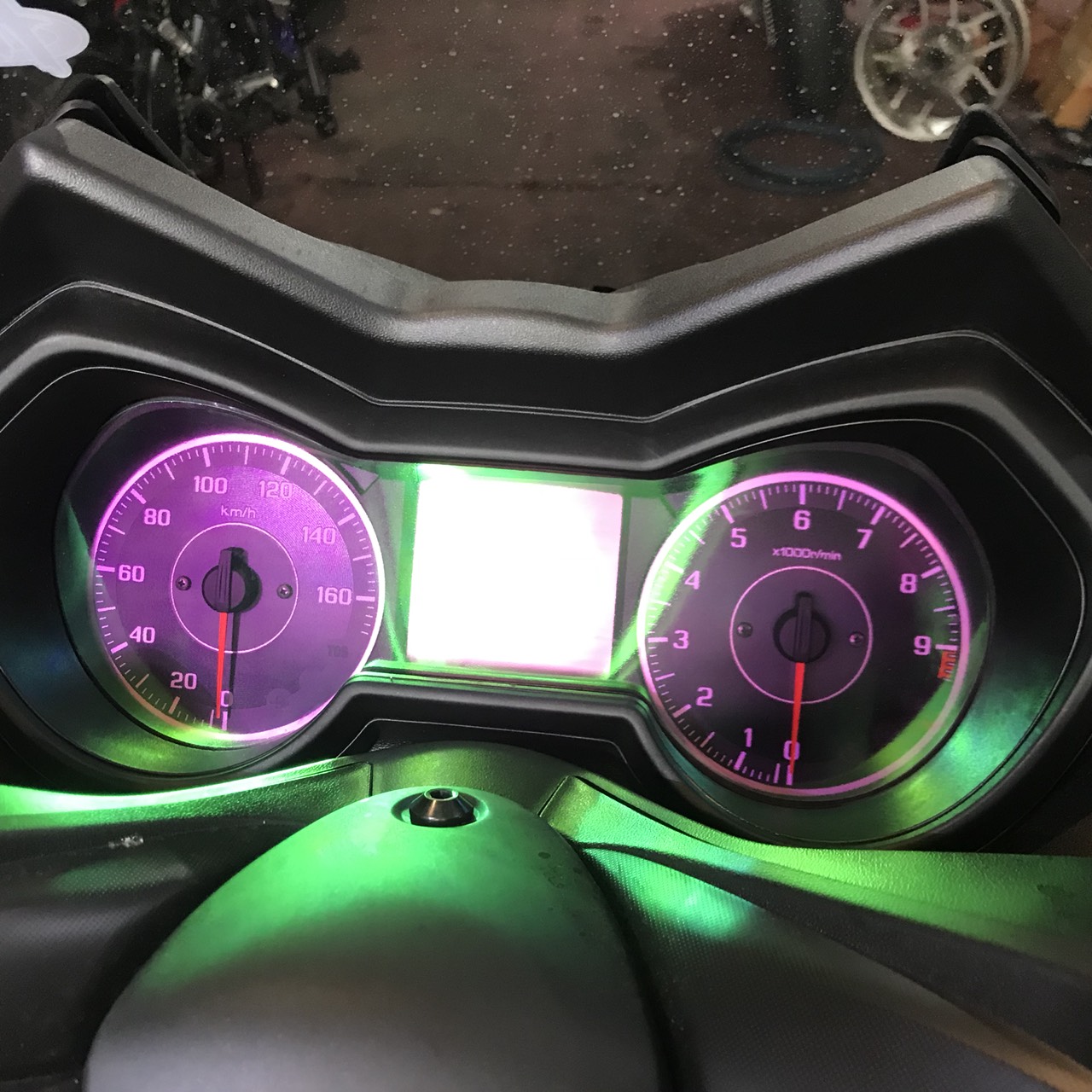 ฟิลม์กันรอยหน้าปัด YAMAHA X-MAX 300