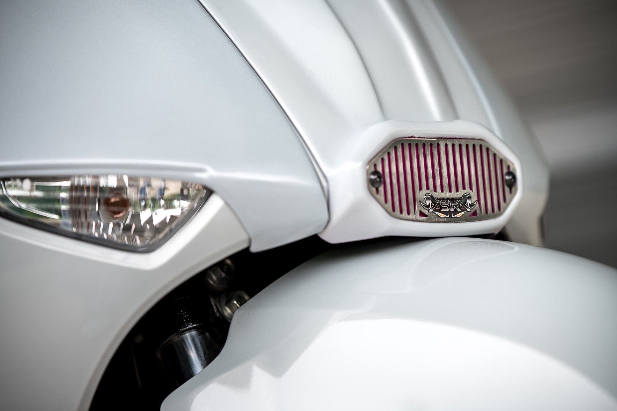 ครอบกลางแฟริ่งหน้า 1990฿ ( สีตามตัวรถ ) Asura