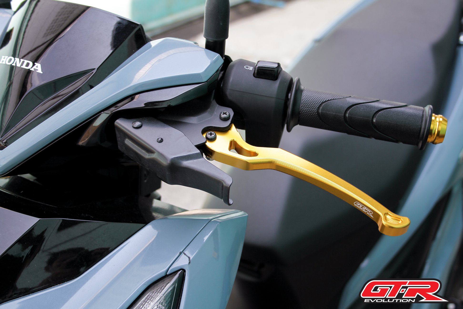 มือเบรค GTR CLICK-125I CLICK-150I ปี2018 ราคา700 สีแดง ทอง น้ำเงิน ดำ