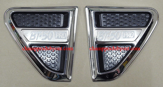 ครอบแก้มโครเมี่ยม MAZDA BT-50 PRO 12-16