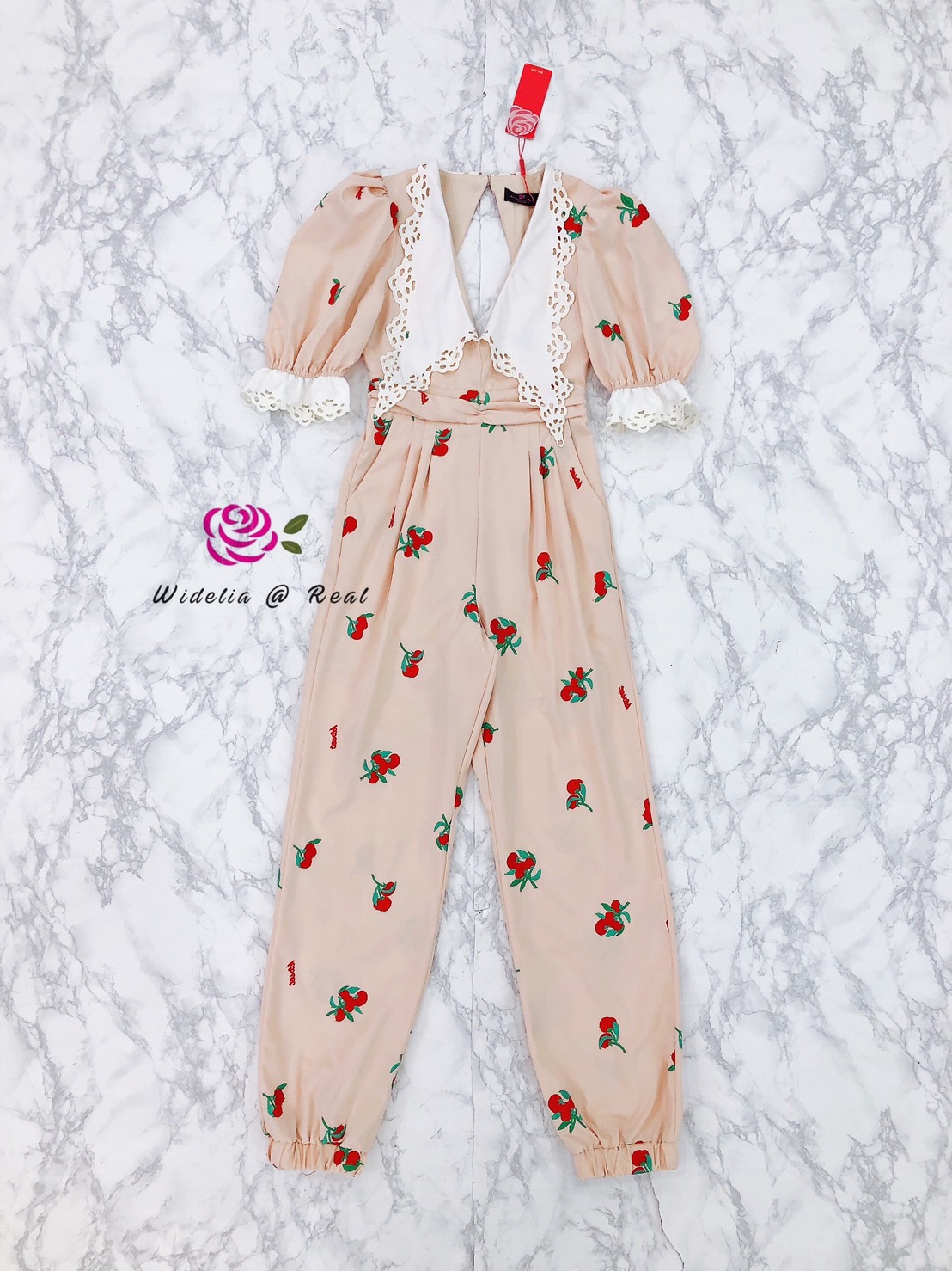 Kloset Jumpsuit จั้มสูทขายาวแสนสวย
