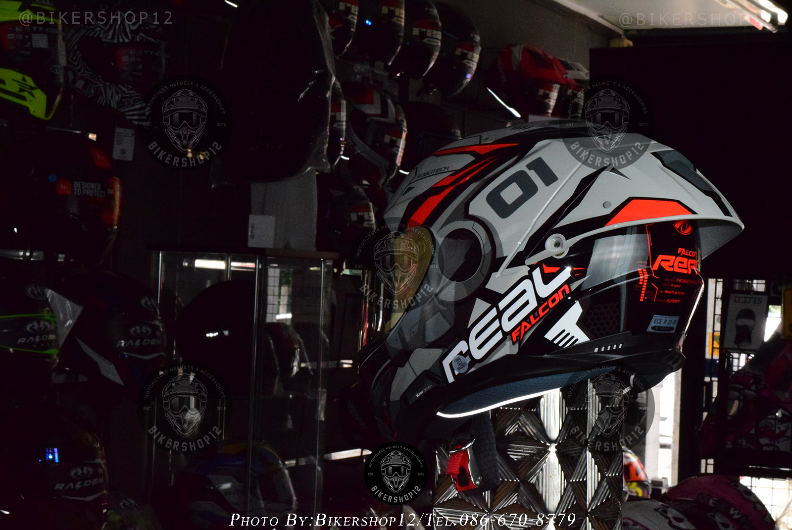 หมวกกันน็อค REAL รุ่น Falcon ลาย Robotech สี ดำ-เทา