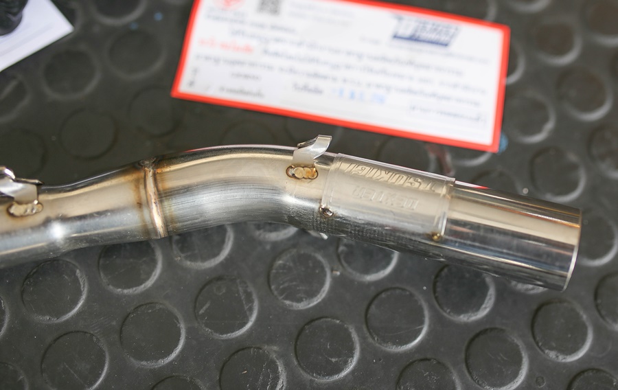 ท่อเดิมผ่าคอเลส 1.1/4" Honda Giorno ท่อไอเสียมอเตอร์ไซด์ TSUKIGI ท่อผ่าGiorno