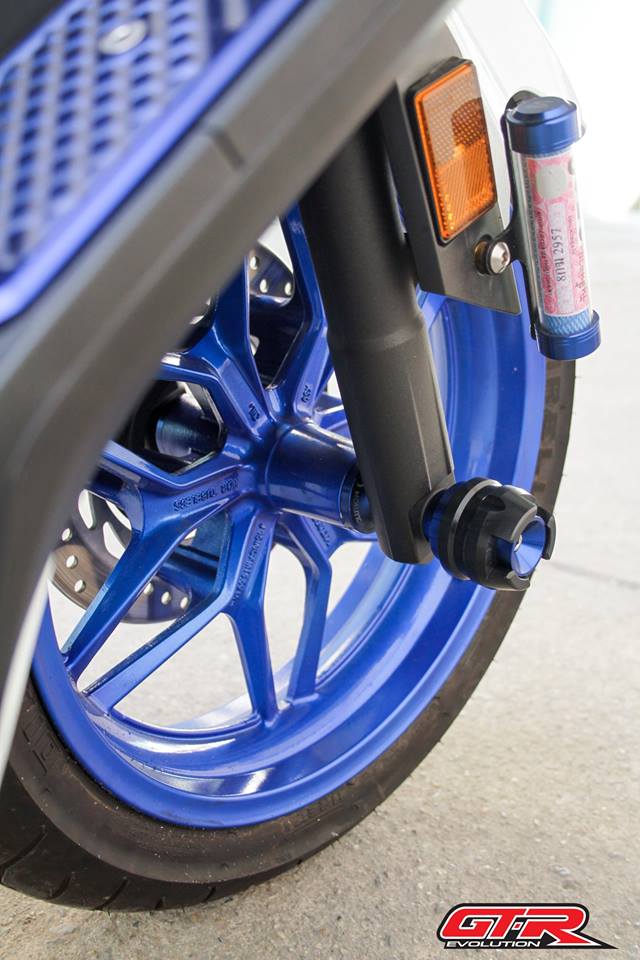 แกนล้อหน้ากันล้ม (สแตนเลส) GTR FORZA300-350 (ยาว 301 มิล)