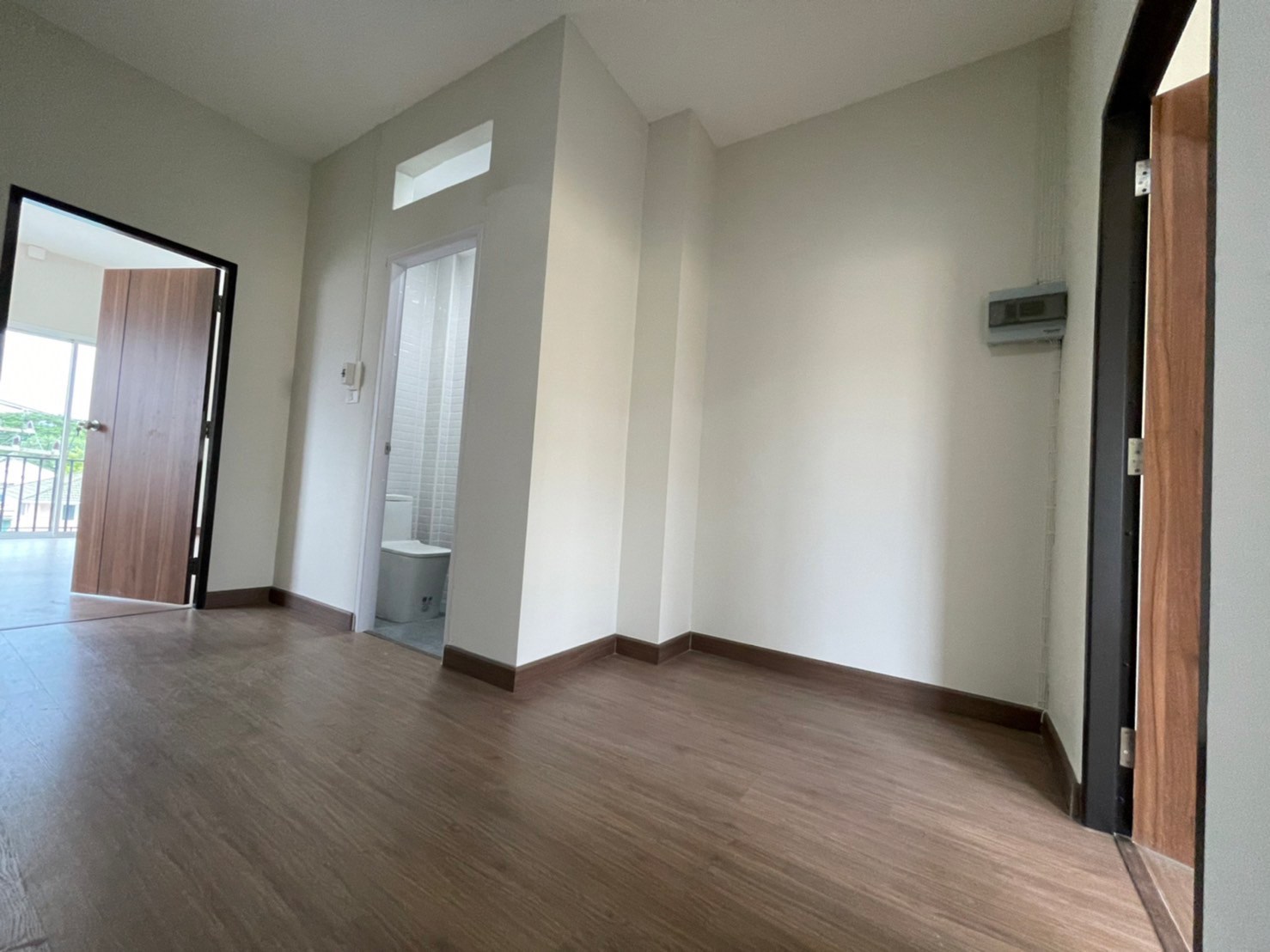 ขายอาคารพานิชลำลูกกา คลอง 4