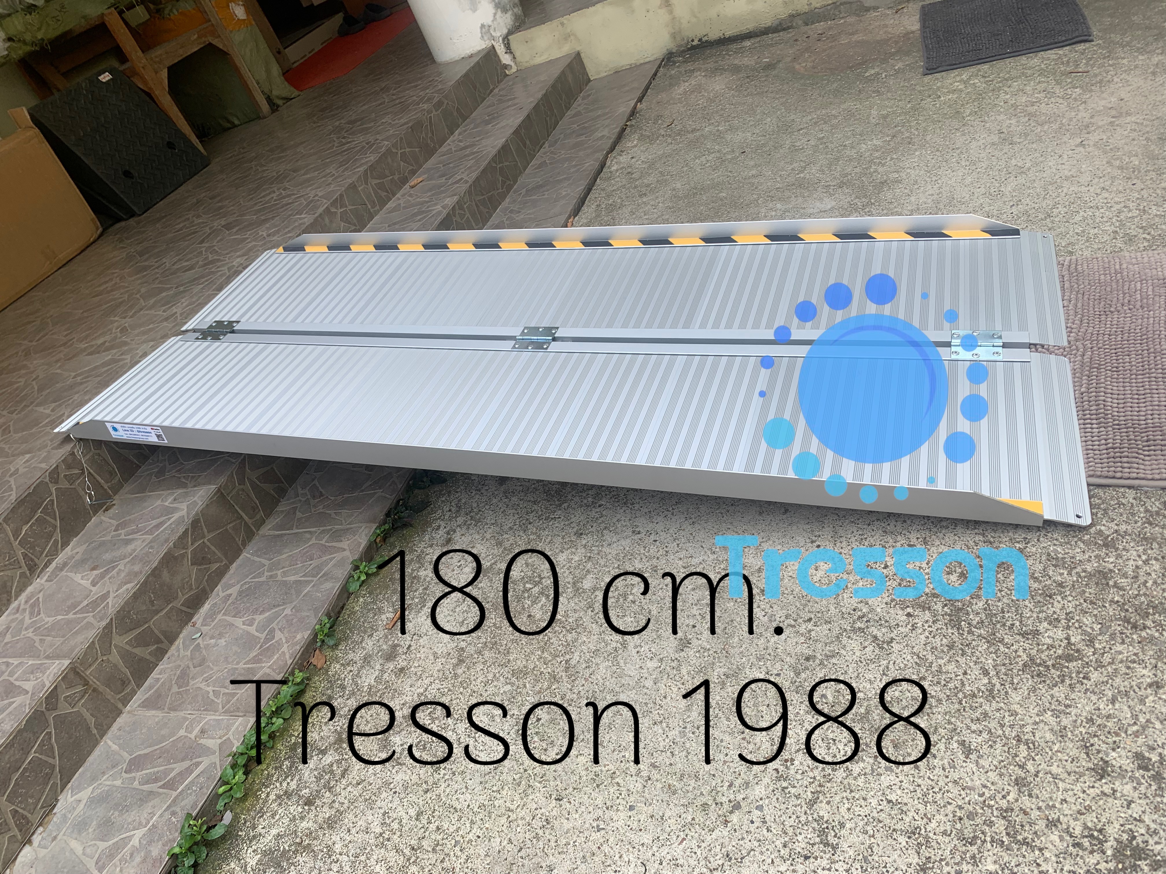 ทางลาดรถเข็นอลูมิเนียม ยาว 180ซม. กว้าง 76ซม. พกพา พับได้ ใช้ได้ถึงความสูงสุด 50 cm**มีของพร้อมส่ง - Aluminium Ramp 6f 180x76x5 cm 16kg