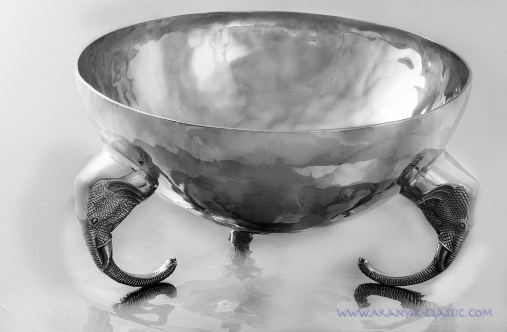 ชามสลัด ขาช้าง ทำจากสเตนเลสอย่างดสำหรับใส่อาหาร