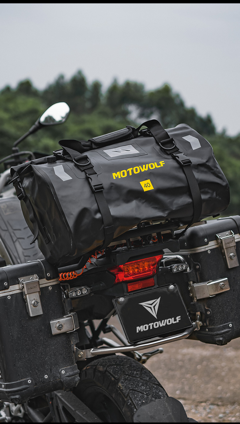 กระเป๋ากันน้ำ มัดท้าย สำหรับรถมอเตอร์ไซด์ Motowolf (แท้) 40L