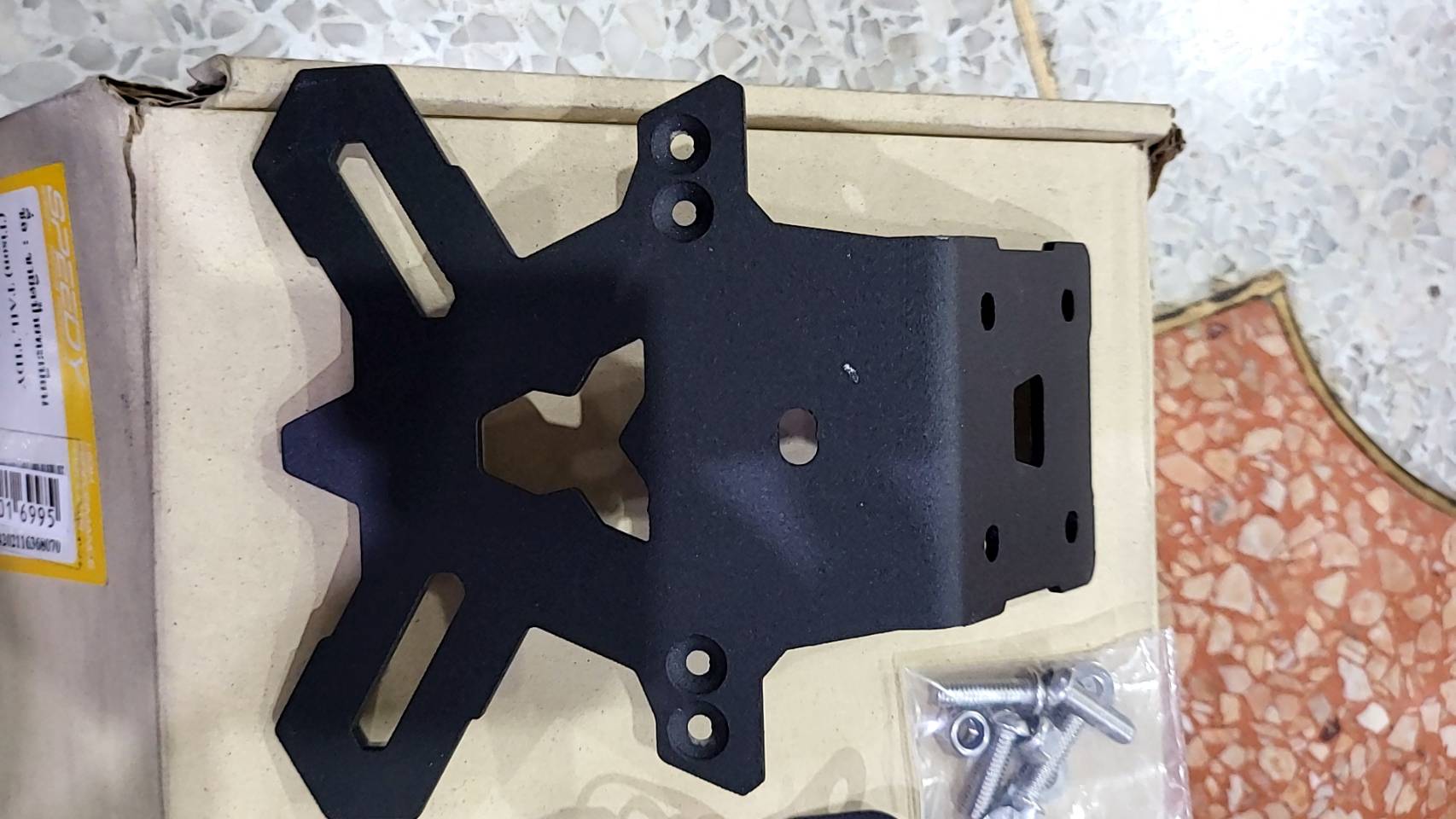 ขายึดป้ายทะเบียน M-slaz (Tison) tail tidy