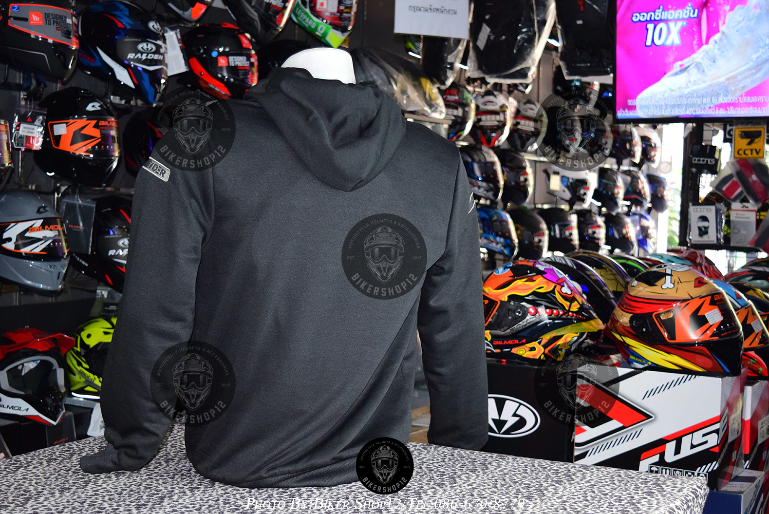 เสื้อฮู้ด ลายพราง ยี่ห้อ YAKRYDER คละสี