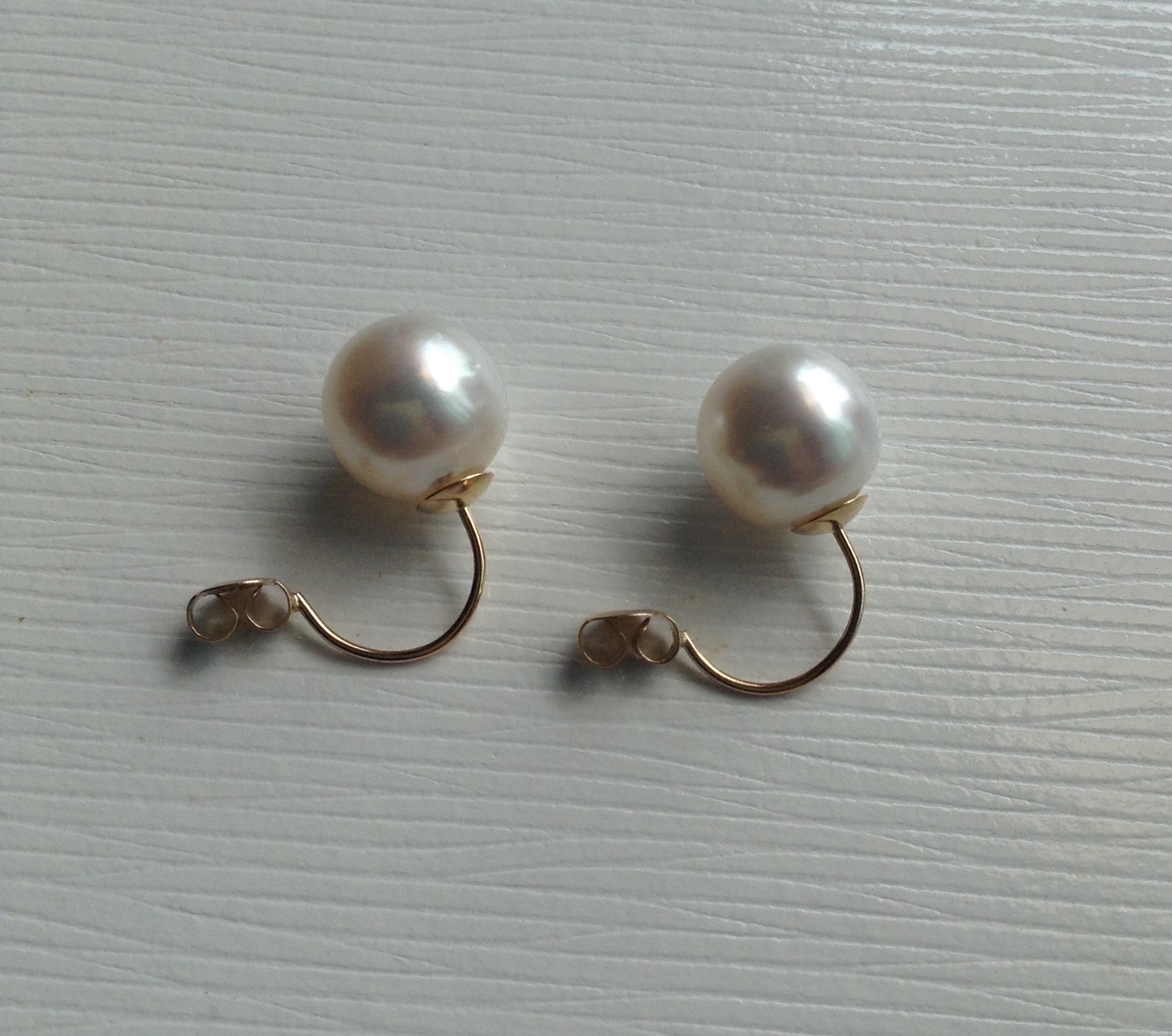 ต่างหูไข่มุก south sea และไข่มุกอโกย่า สามารถใส่ได้ 4 แบบค่ะ