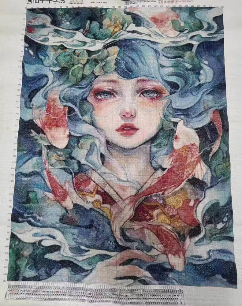 lady-1102 *สินค้าหมด* ชุดปักครอสติช ลายสาวงามกับปลาคาร์ปทอง (ปักเต็มผืนผ้า ไม่มีเดินเส้น ปักครั้งละ 3 เส้นเล็ก) ขนาด 65*85 ซม.ผ้าครอสติช 11CTพิมพ์ลายปักบนผ้า ไหมคอตตอน 38 สี ผังลาย เข็ม