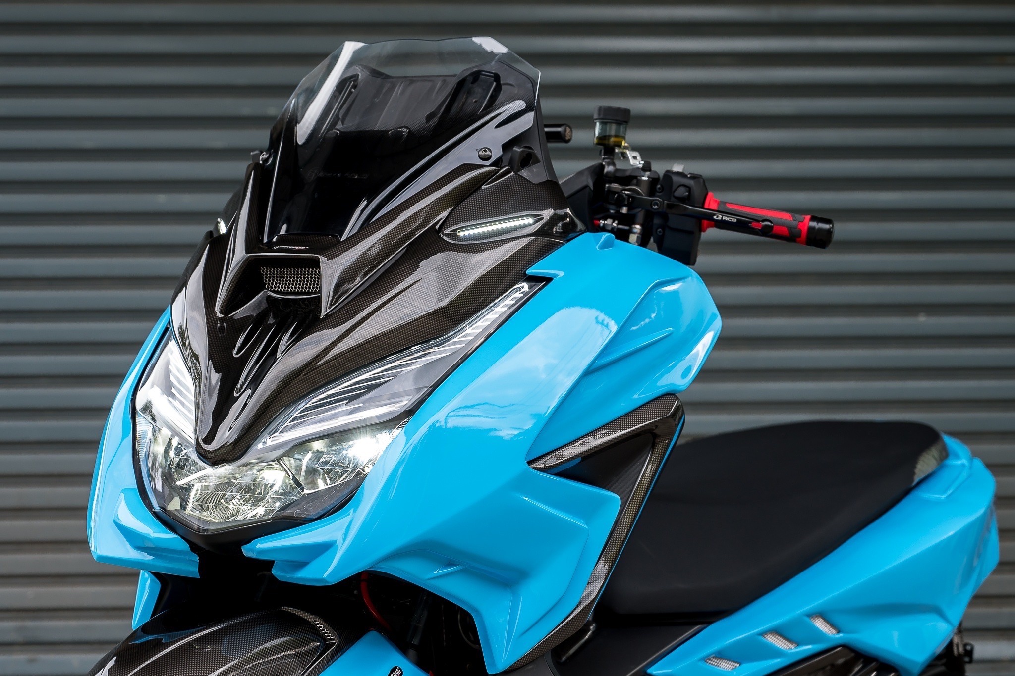 ช่องดักลมลายเคฟล่า MOTOZAAA FORZA 350 990฿