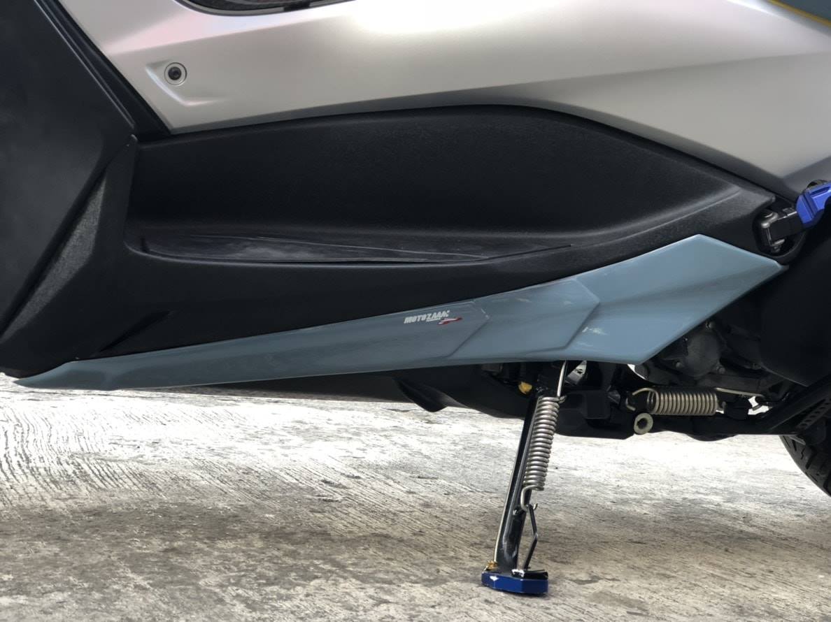 ชุดแต่ง MOTOZAA YAMAHA X-MAX 300 12ชิ้นเป็นตะแกรง ไม่มีไฟ ราคา6900