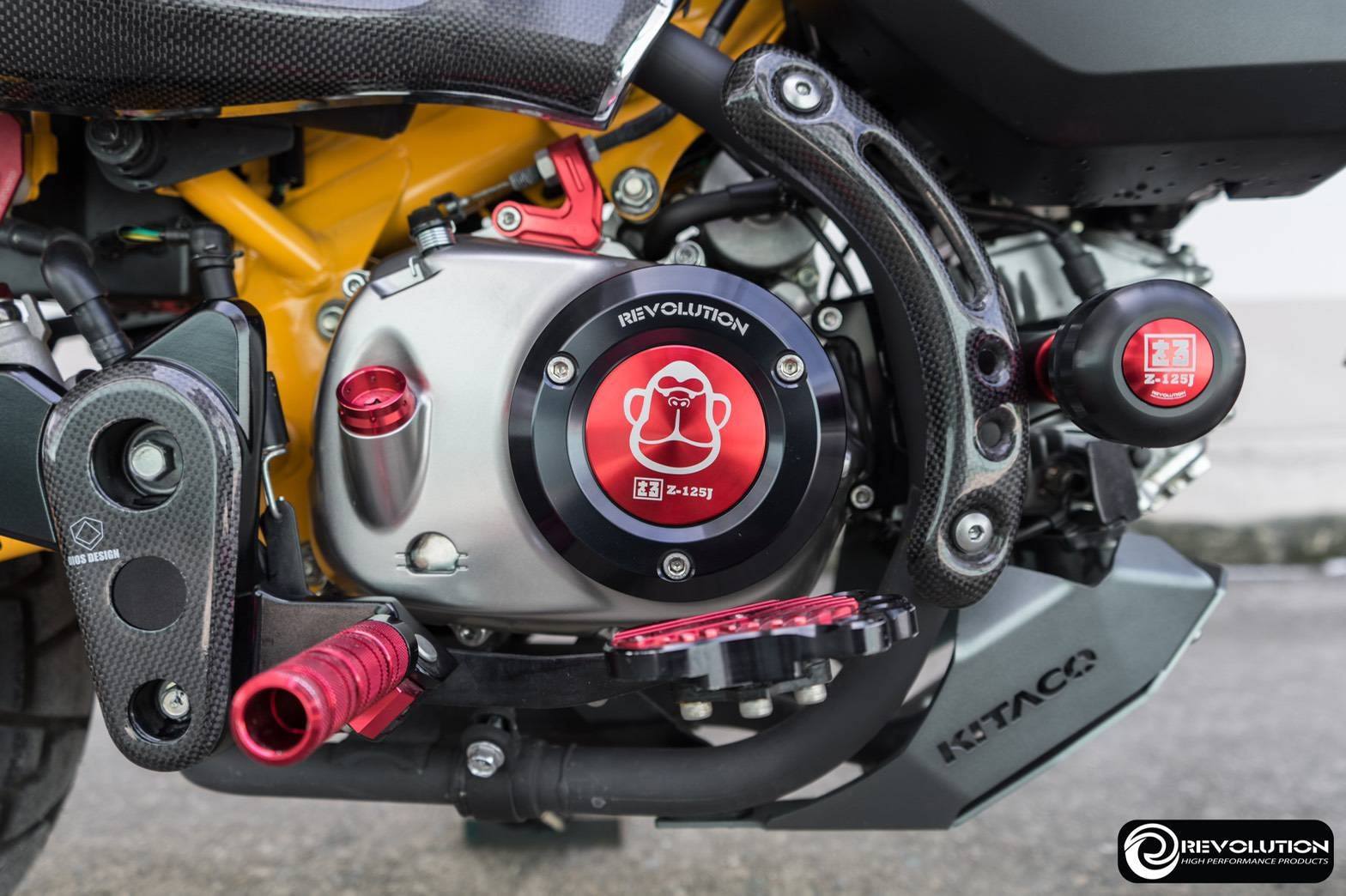 ฝาครอบเครื่องด้านขวา (รุ่น4เกียร์) REVOLUTION MONKEY 125 4speed