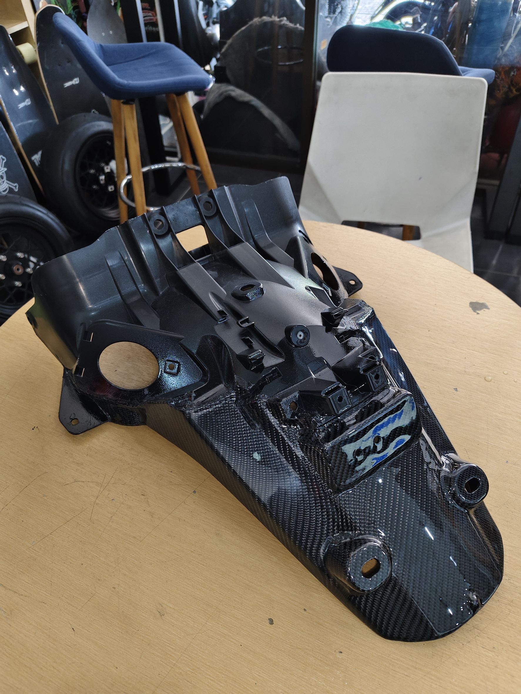 คาร์บอนเครฟล่าผ้าแท้ HONDA Giorno+ ทั้งคัน มีของพร้อมส่ง กรอง กันร้อนท่อ ฝาถังน้ำมัน ครอบไฟหน้า ครอบพักเท้า ครอบไฟส่องป้าย ฝาเก๊ะ หม้อน้ำ หัวแคร้ง