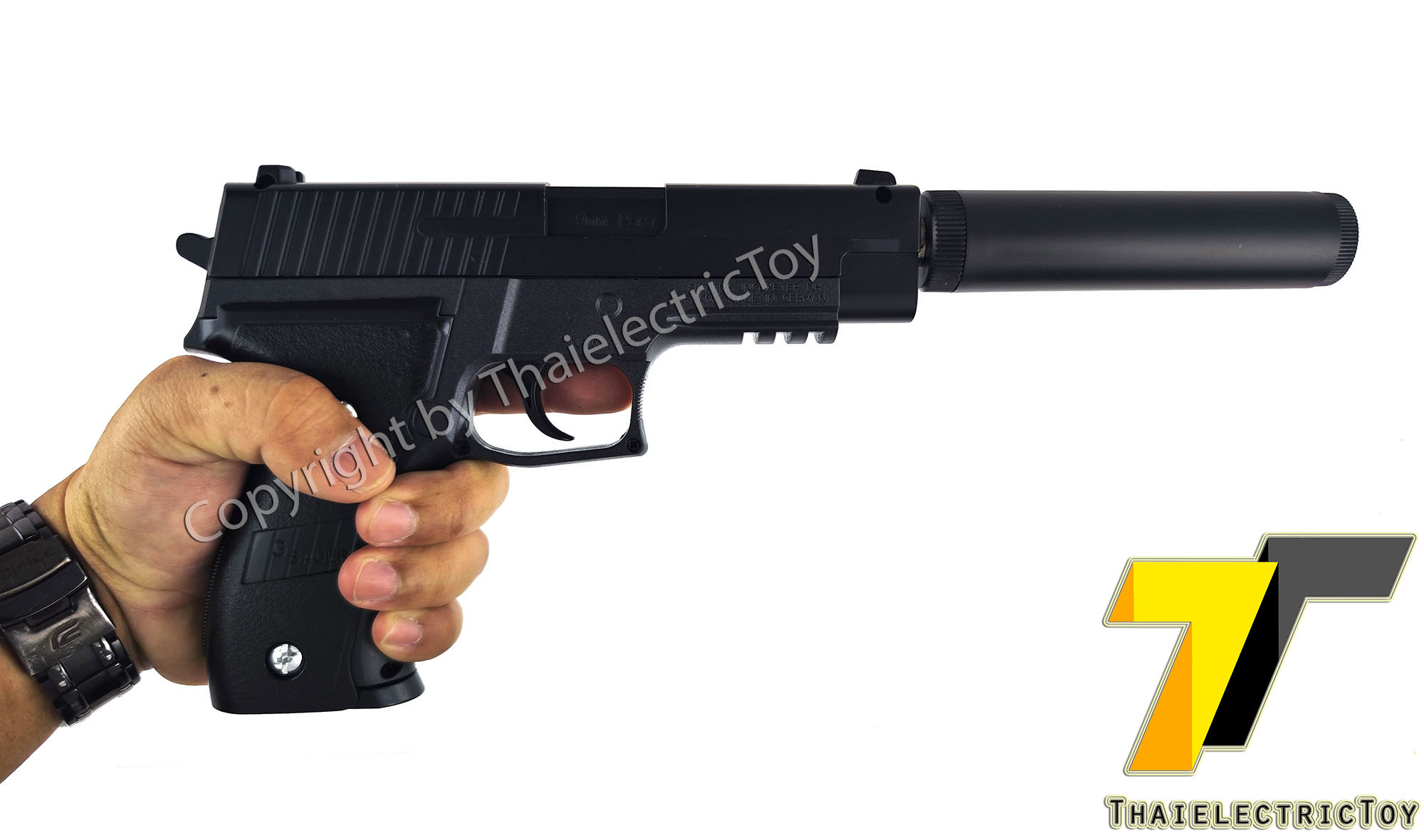 ปืนอัดลมเหล็ก sig sauer p226 ชักยิงทีล่ะนัด ลำกล้องยาว 7.5 นิ้ว หนัก 508 กรัม