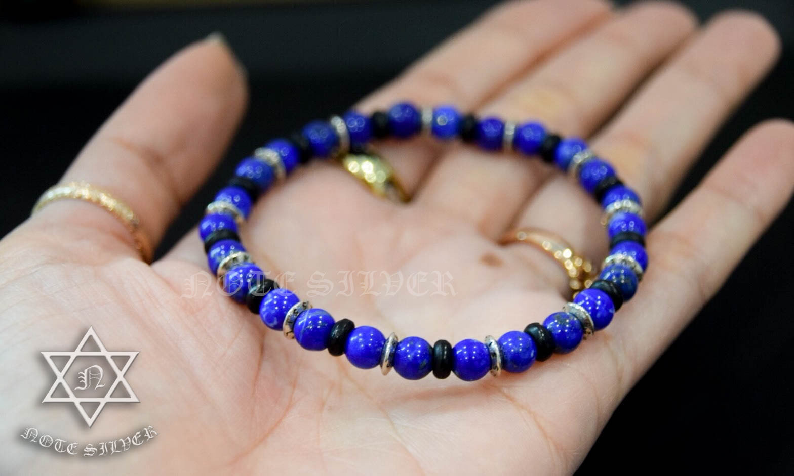 สร้อยข้อมือลาพีส สลับเงินแท้และกะลาตาเดียว ปลุกเสกแล้ว วัดศีรษะทอง (วัดพระราหู) NSSV2022