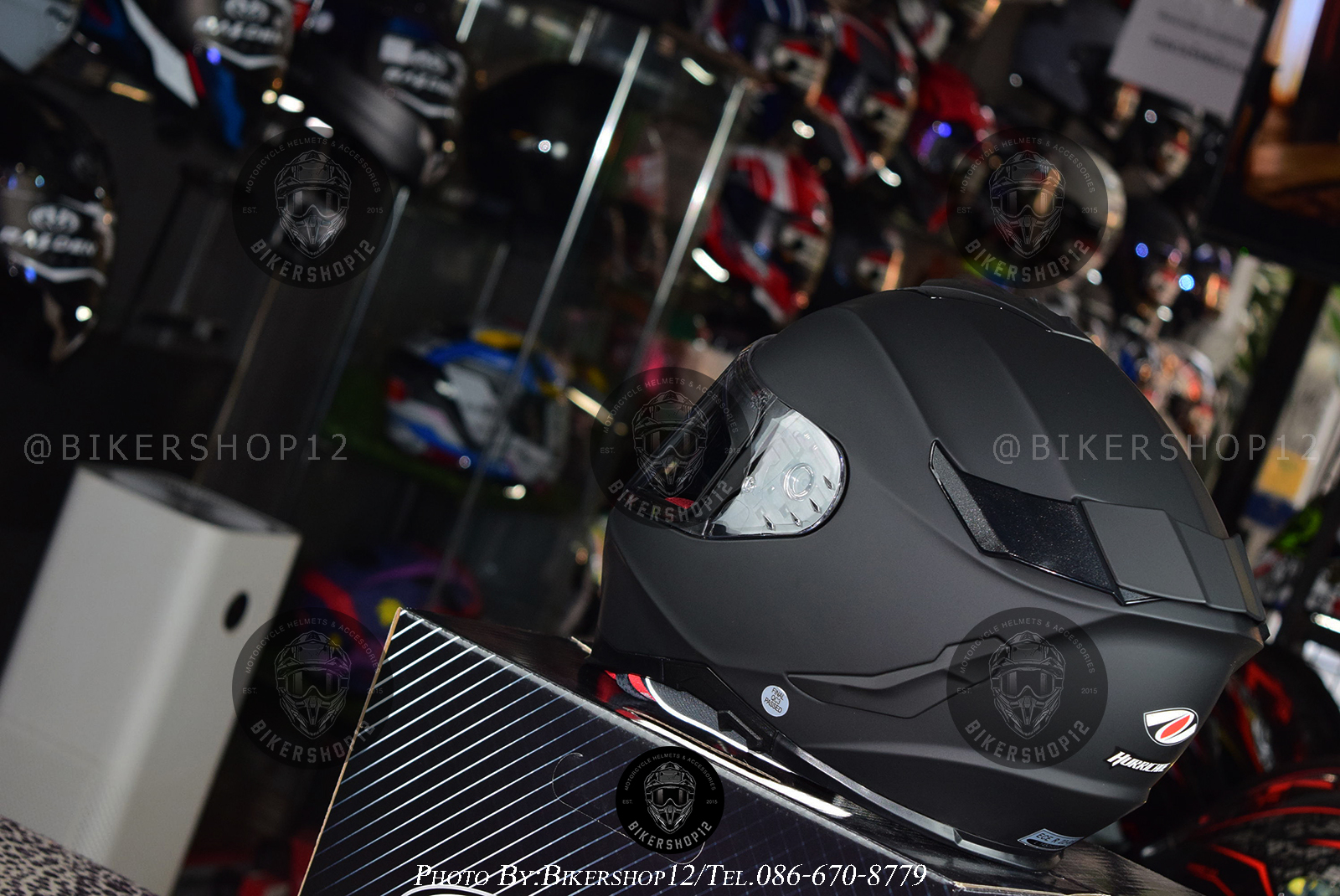 หมวกกันน็อค REAL รุ่น Hurricane สีดำด้าน