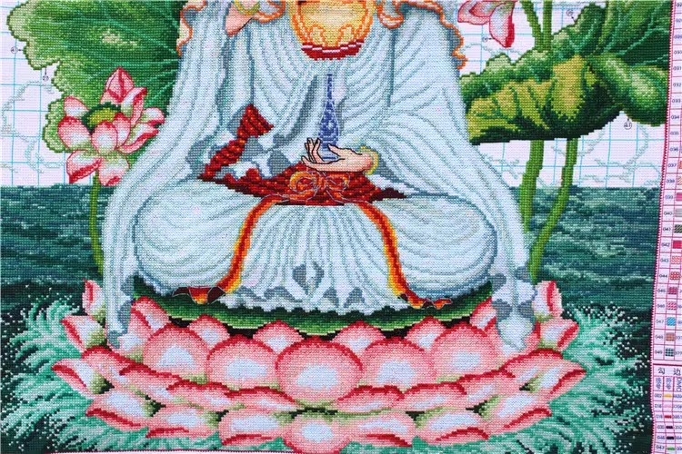 tep-1053 *สินค้าหมด* ชุดปักครอสติช ลายพระโพธิสัตว์กวนอิม (ปักครั้งละ 3 เส้นเล็ก) ขนาด 71*91 ซม ผ้าครอสติช 11CTพิมพ์ลายปักบนผ้า ไหมคอตตอน 50 สี ผังลาย เข็ม