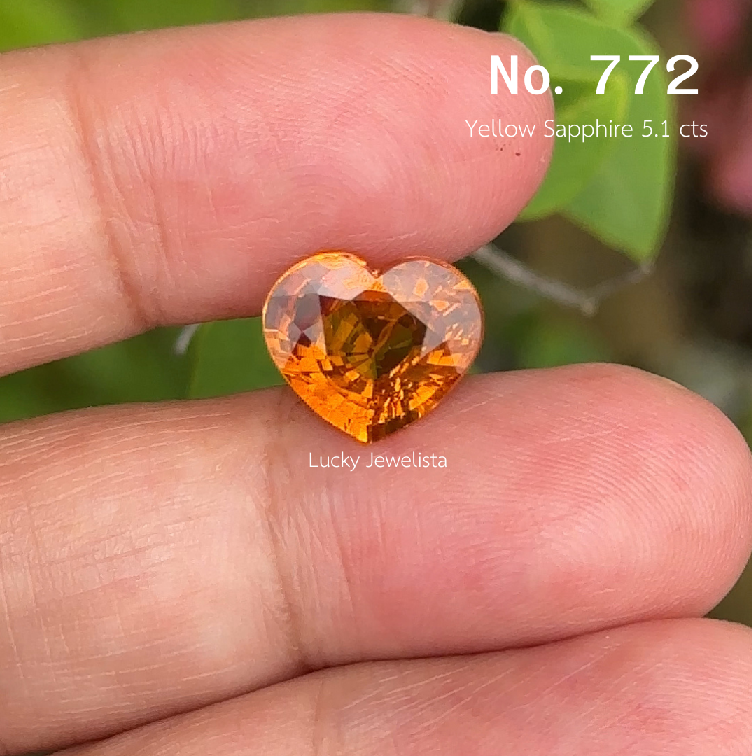 พลอยบุษราคัมบางกะจะ Yellow sapphire สีน้ำทอง 5.1 กะรัต ทรงหัวใจ