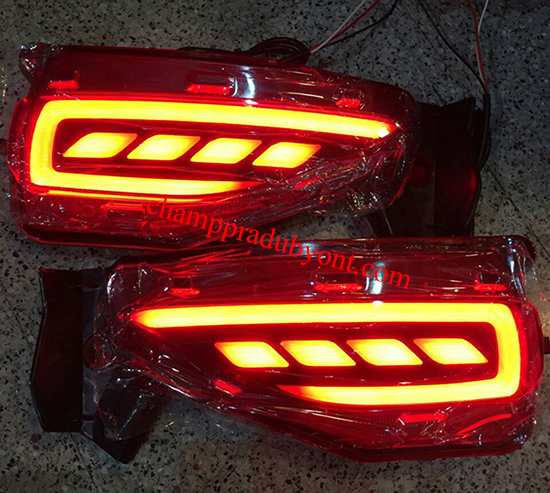 ไฟทับทิมกันชนท้าย TOYOTA FORTUNER 2015-2016 แดง LED