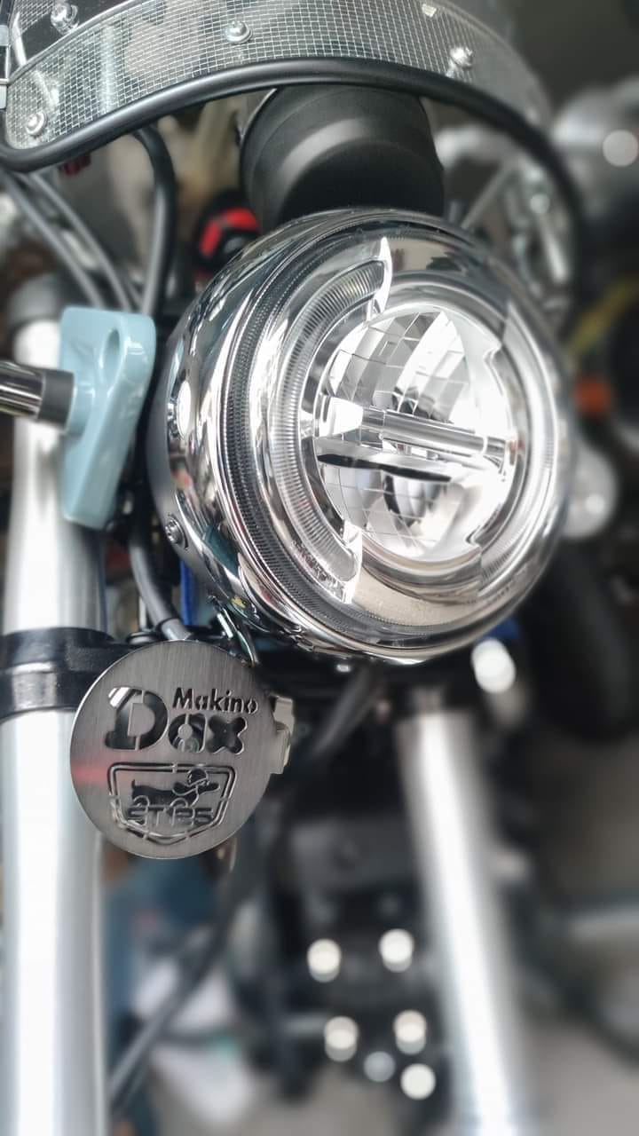 บังแตร Honda Dax เวอร์ชั่นวิบวับ มีแล้วครับ 390